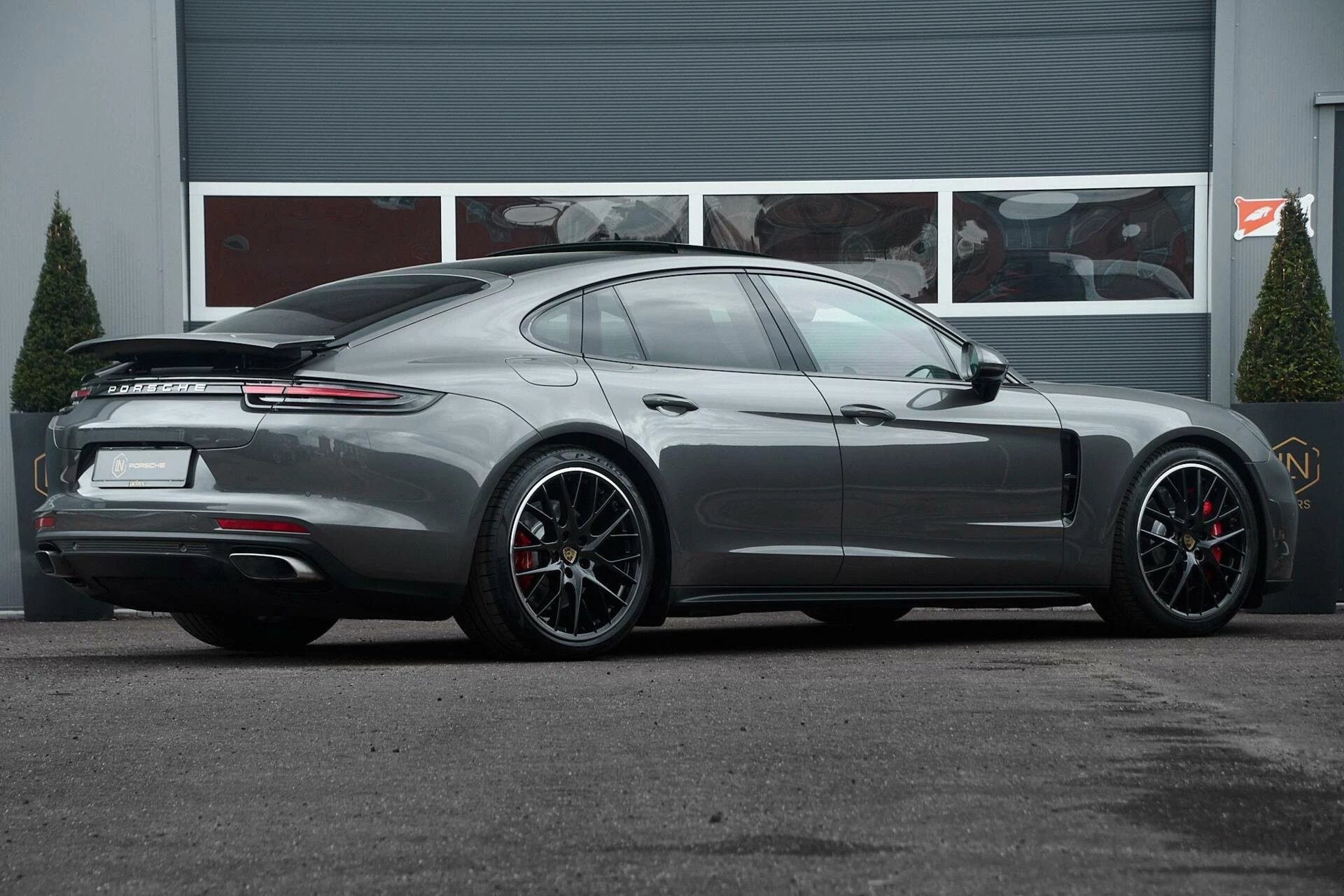 Hoofdafbeelding Porsche Panamera