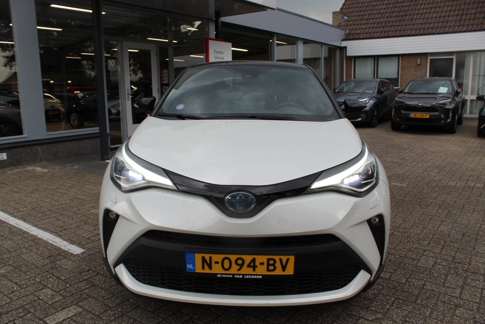 Hoofdafbeelding Toyota C-HR