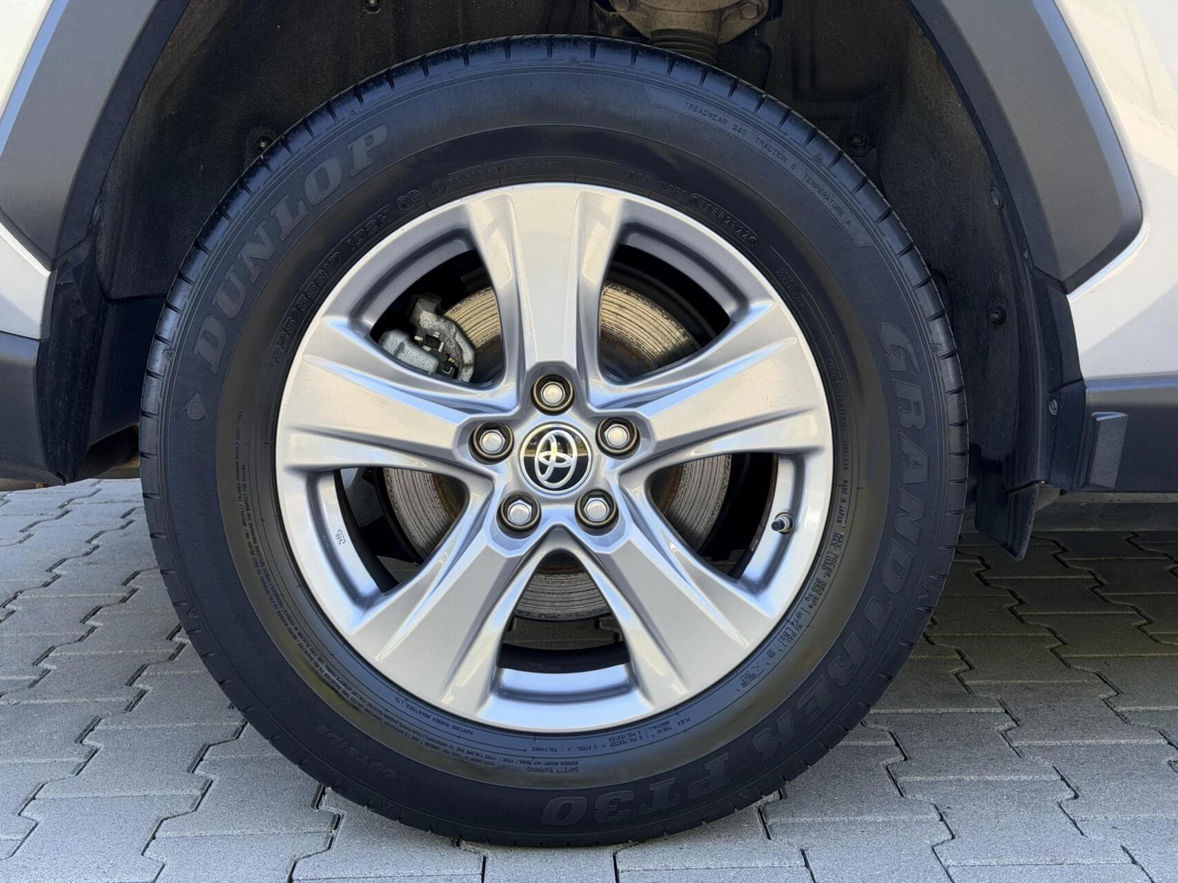 Hoofdafbeelding Toyota RAV4