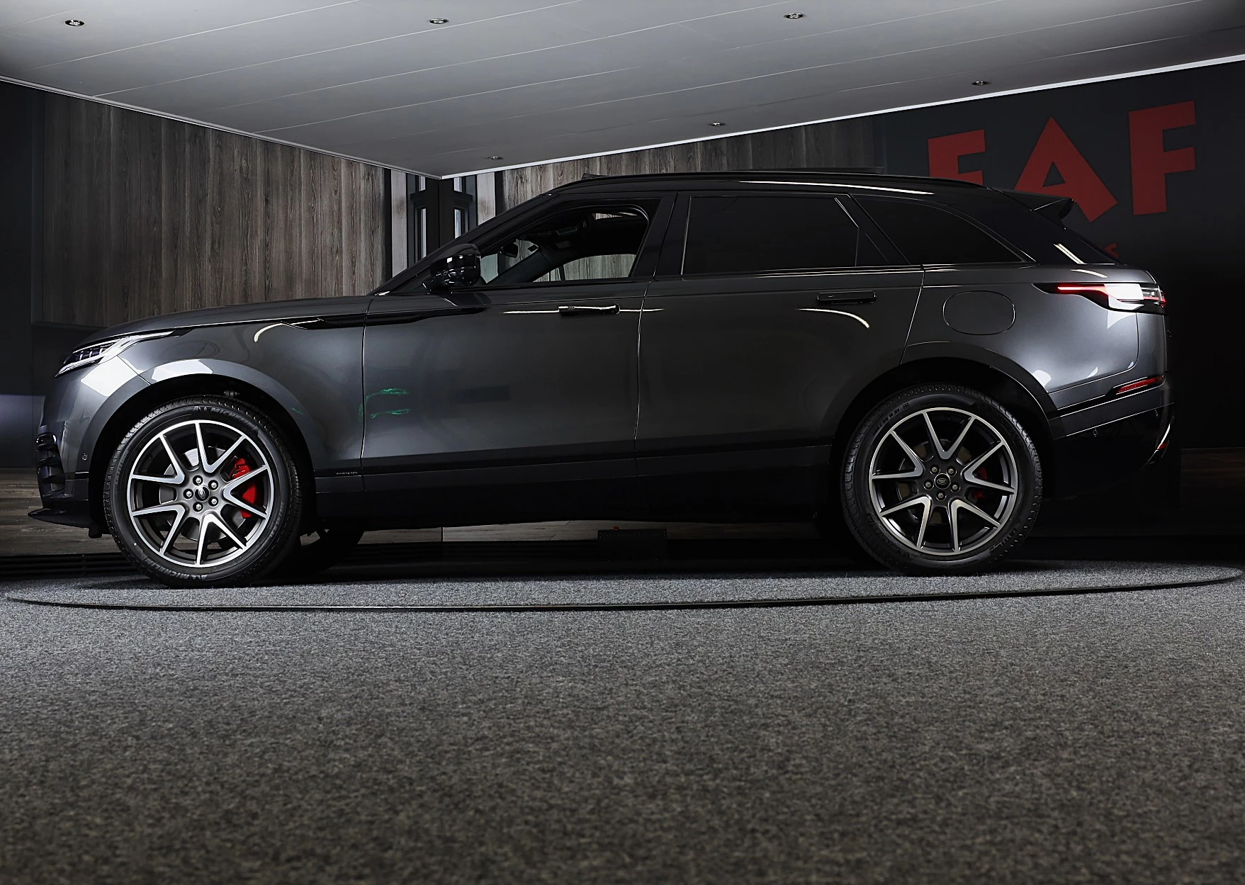 Hoofdafbeelding Land Rover Range Rover Velar