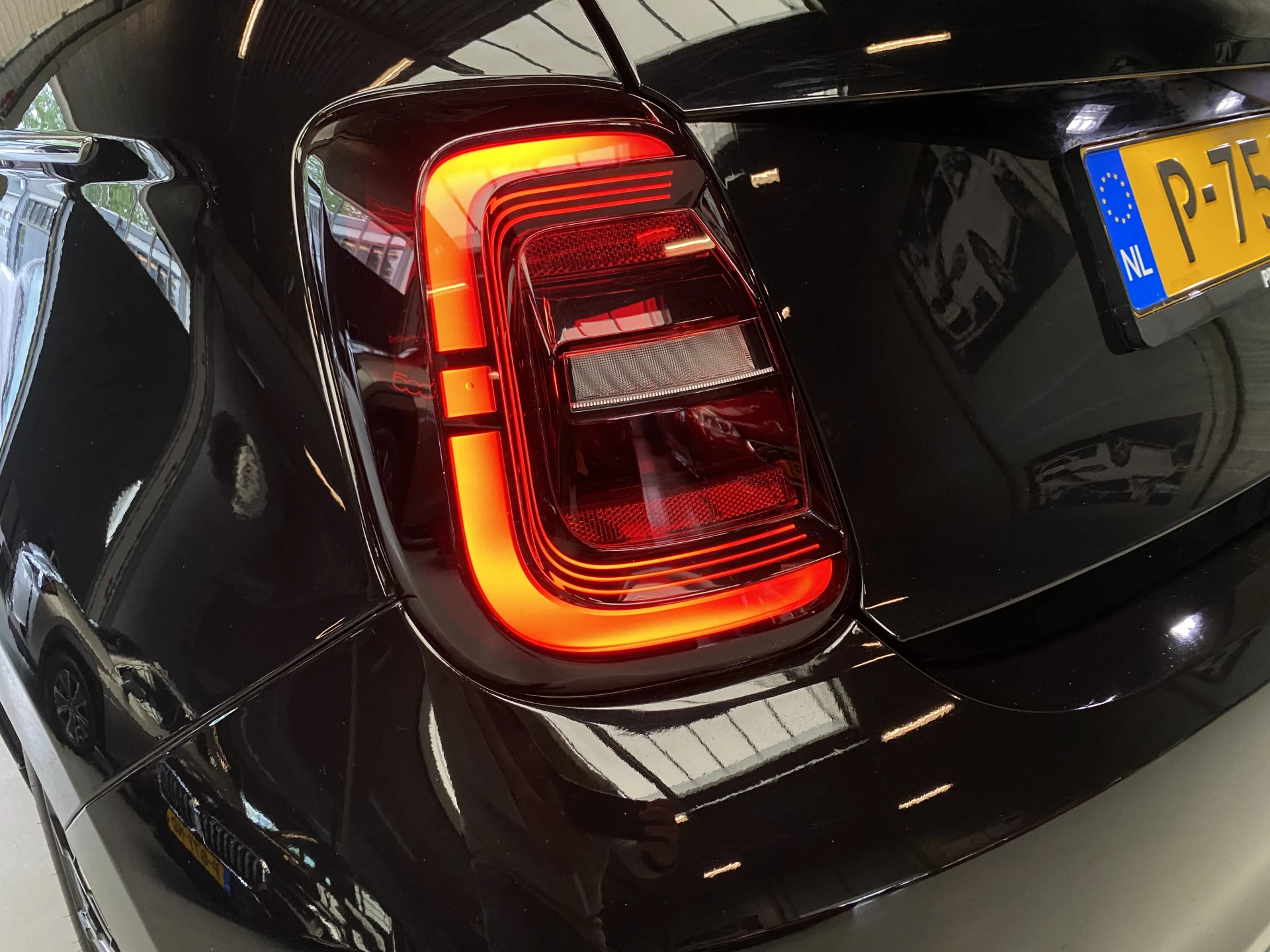 Hoofdafbeelding Fiat 500e