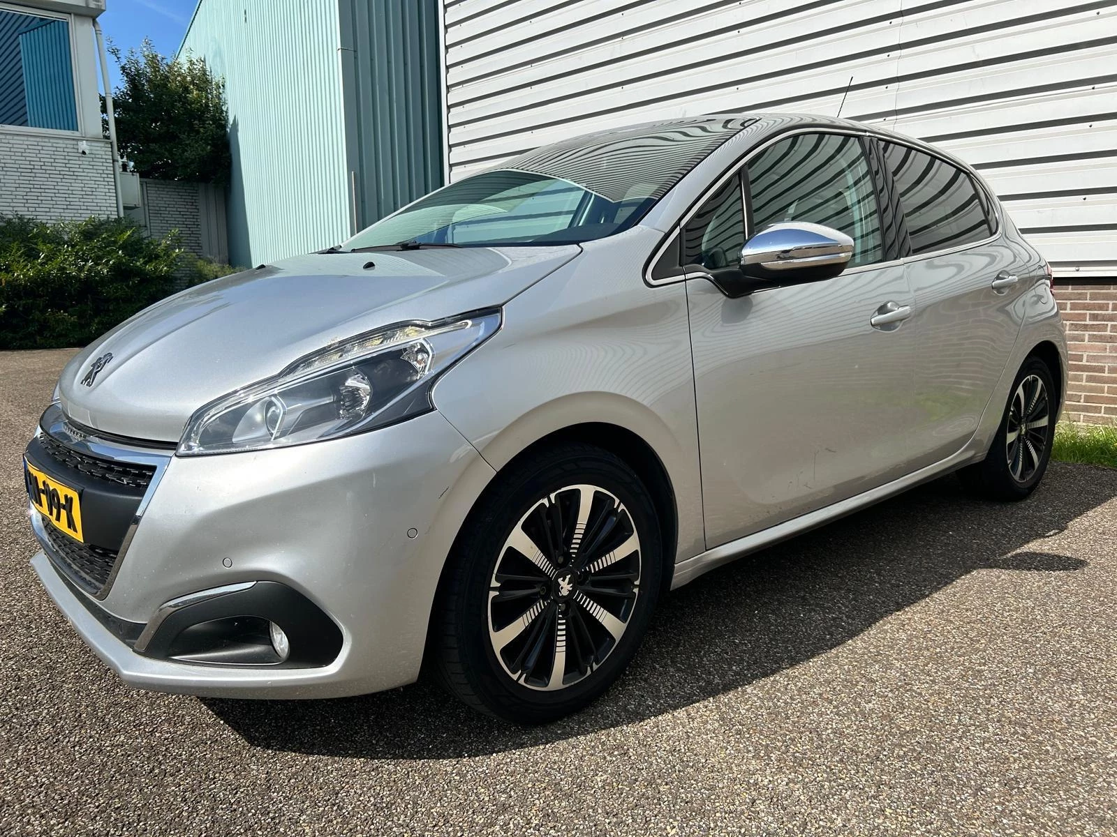 Hoofdafbeelding Peugeot 208