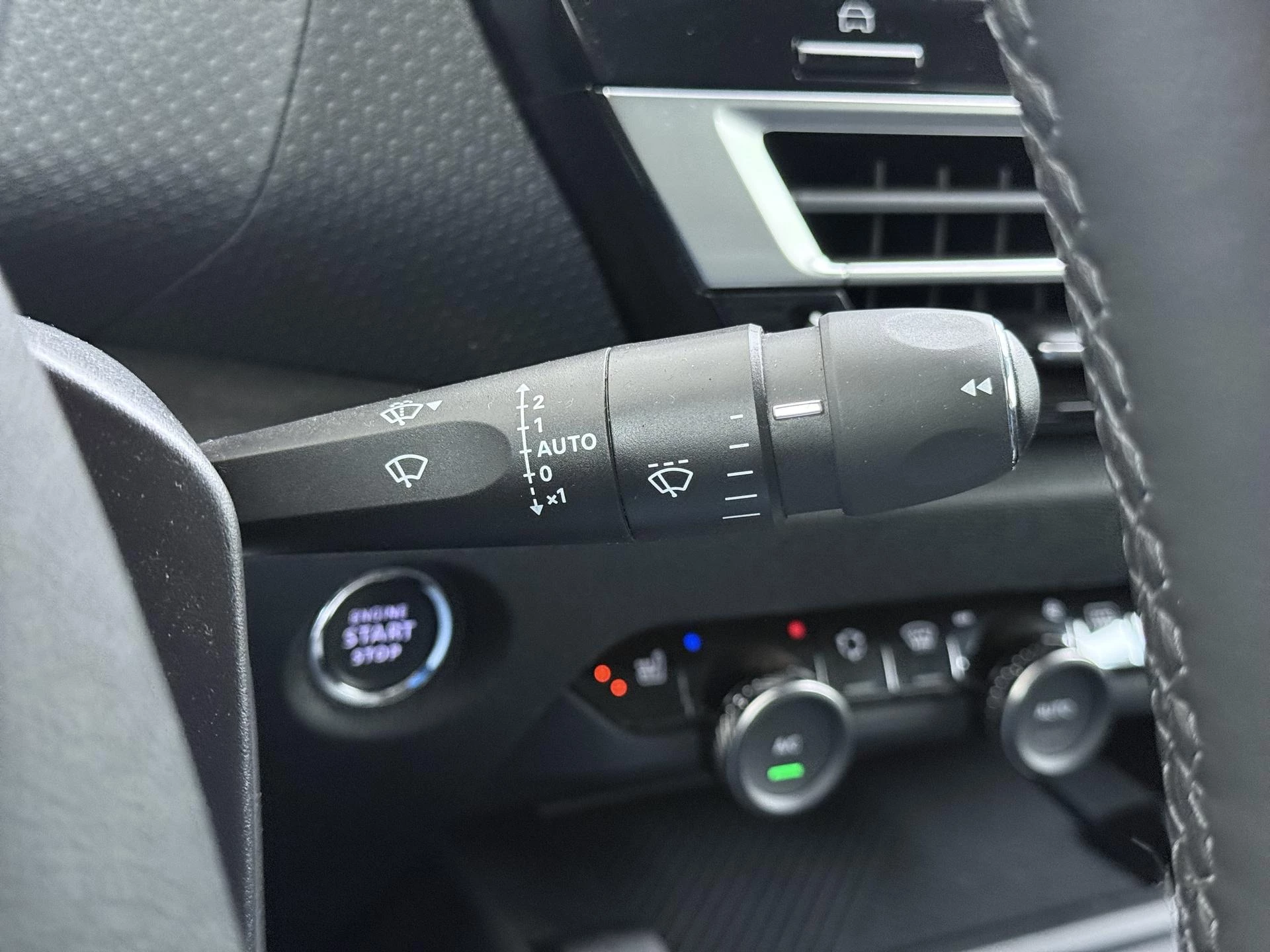 Hoofdafbeelding Citroën ë-C4