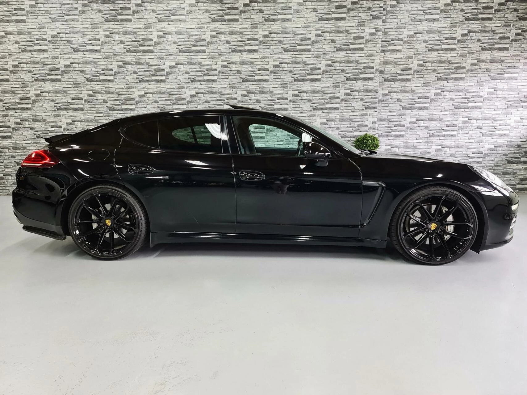 Hoofdafbeelding Porsche Panamera