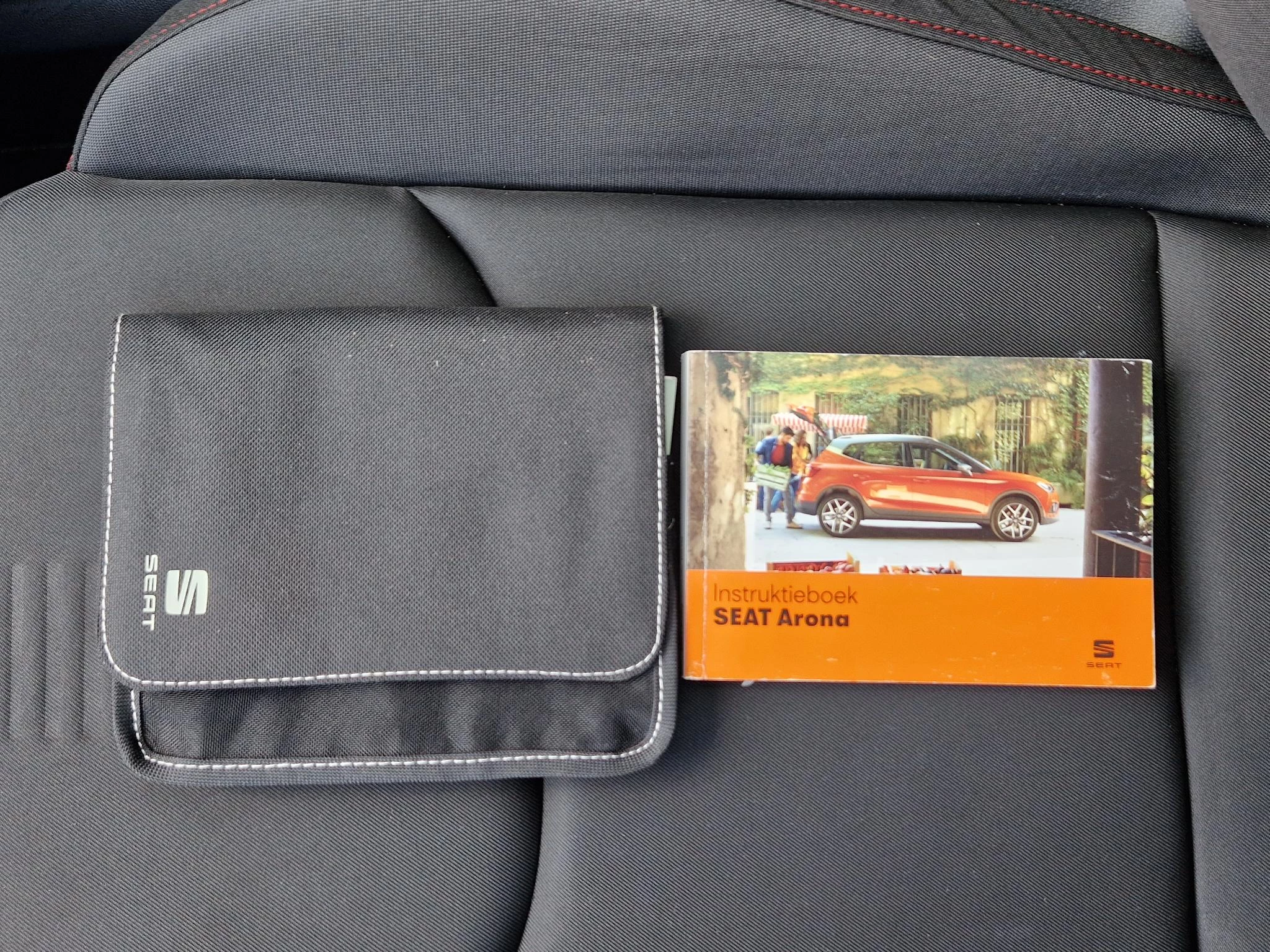 Hoofdafbeelding SEAT Arona
