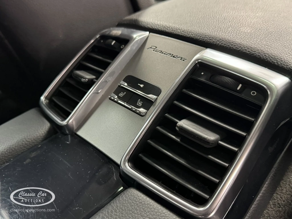 Hoofdafbeelding Porsche Panamera