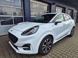 Hoofdafbeelding Ford Puma Ford Puma 1.0 EB HYB. ST-LINE Stuur/stoel verwarming, Carplay, Camera, ALL IN prijs.