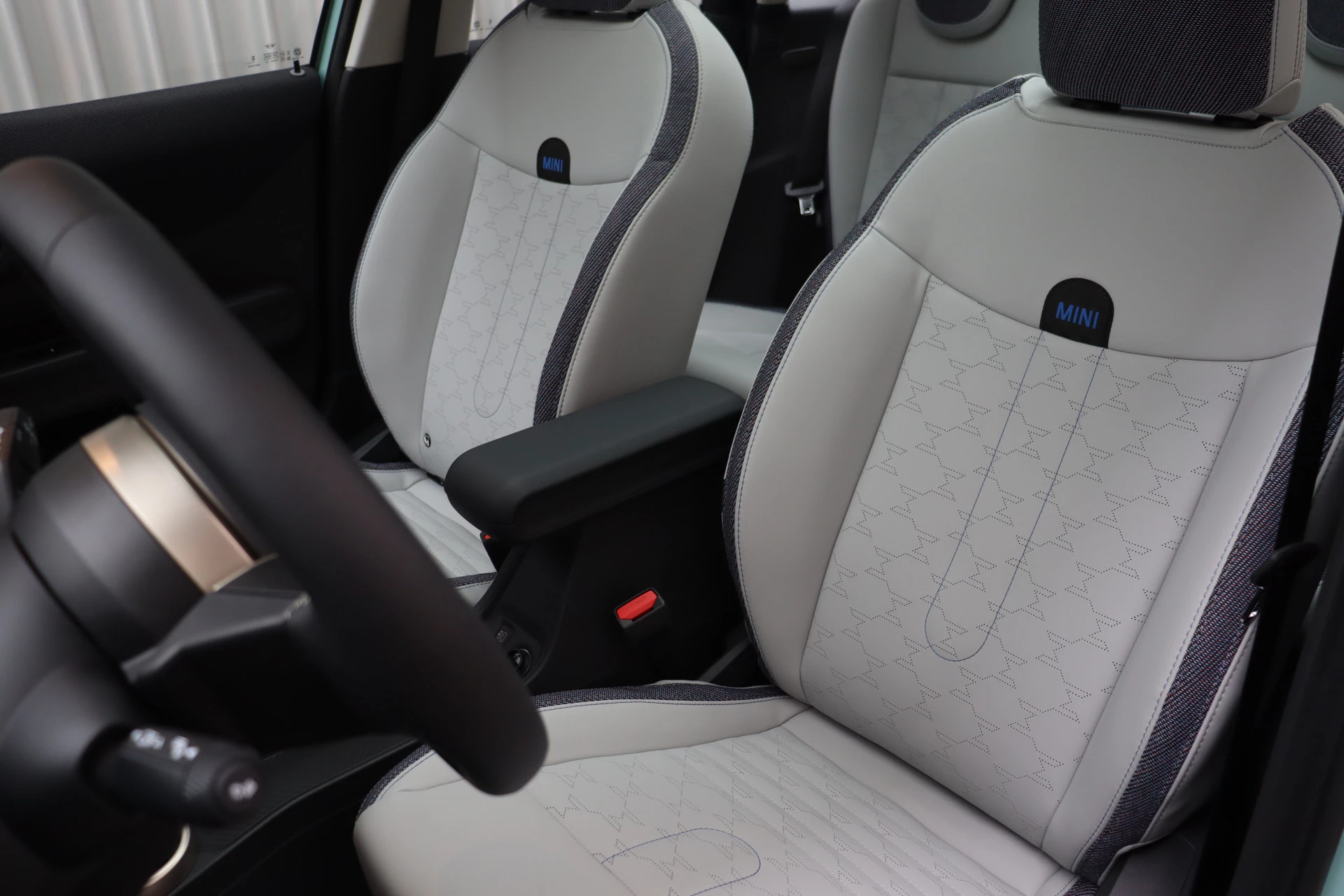 Hoofdafbeelding MINI 5-deurs