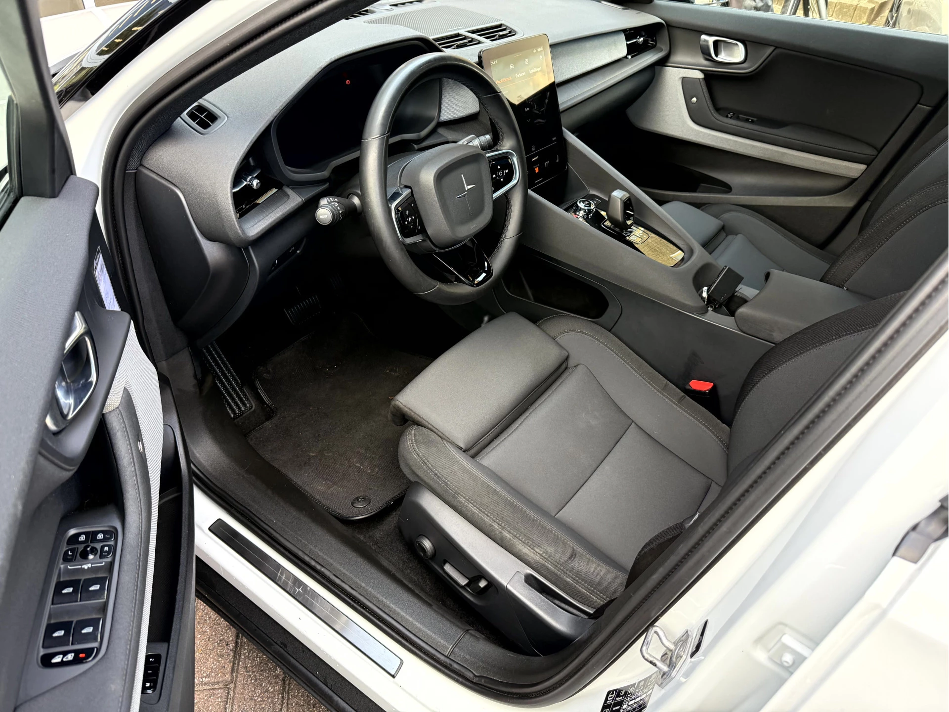 Hoofdafbeelding Polestar 2