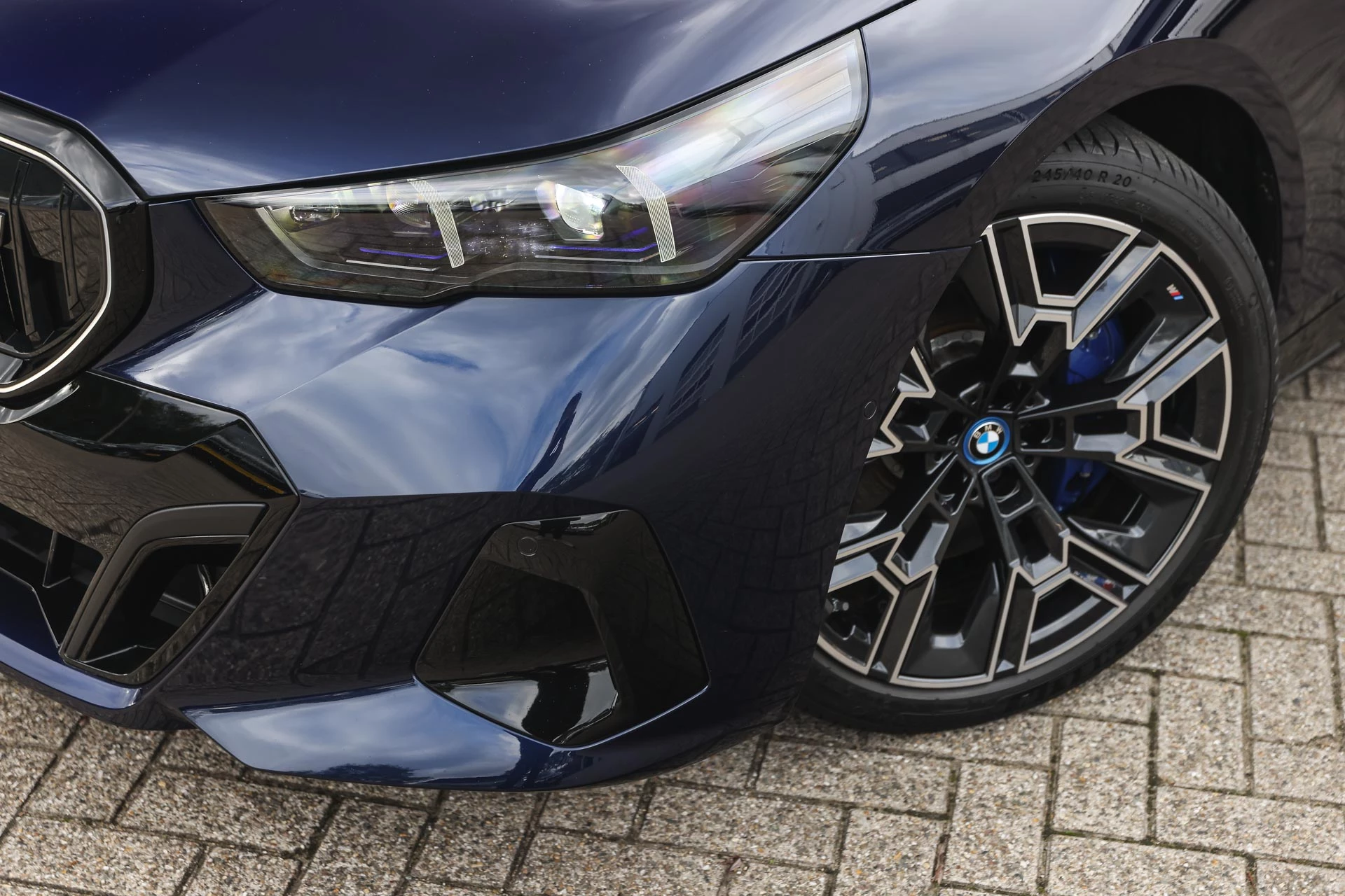 Hoofdafbeelding BMW i5