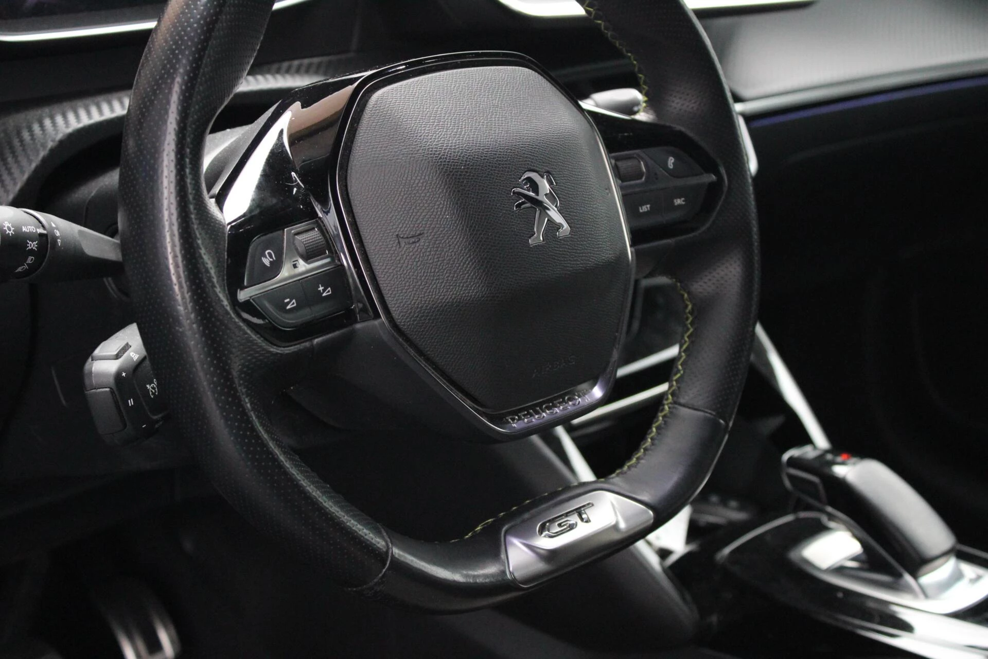 Hoofdafbeelding Peugeot e-208