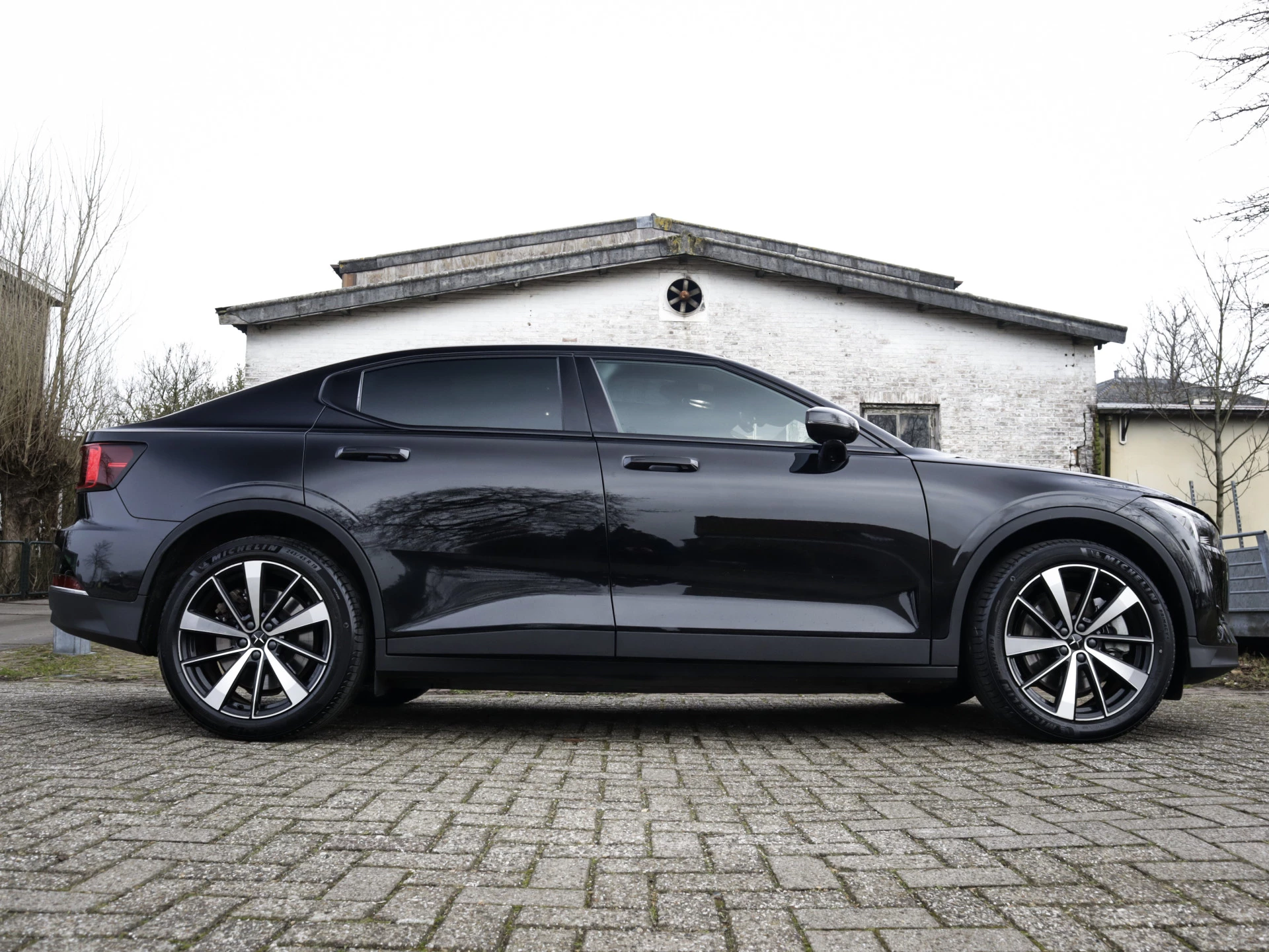 Hoofdafbeelding Polestar 2