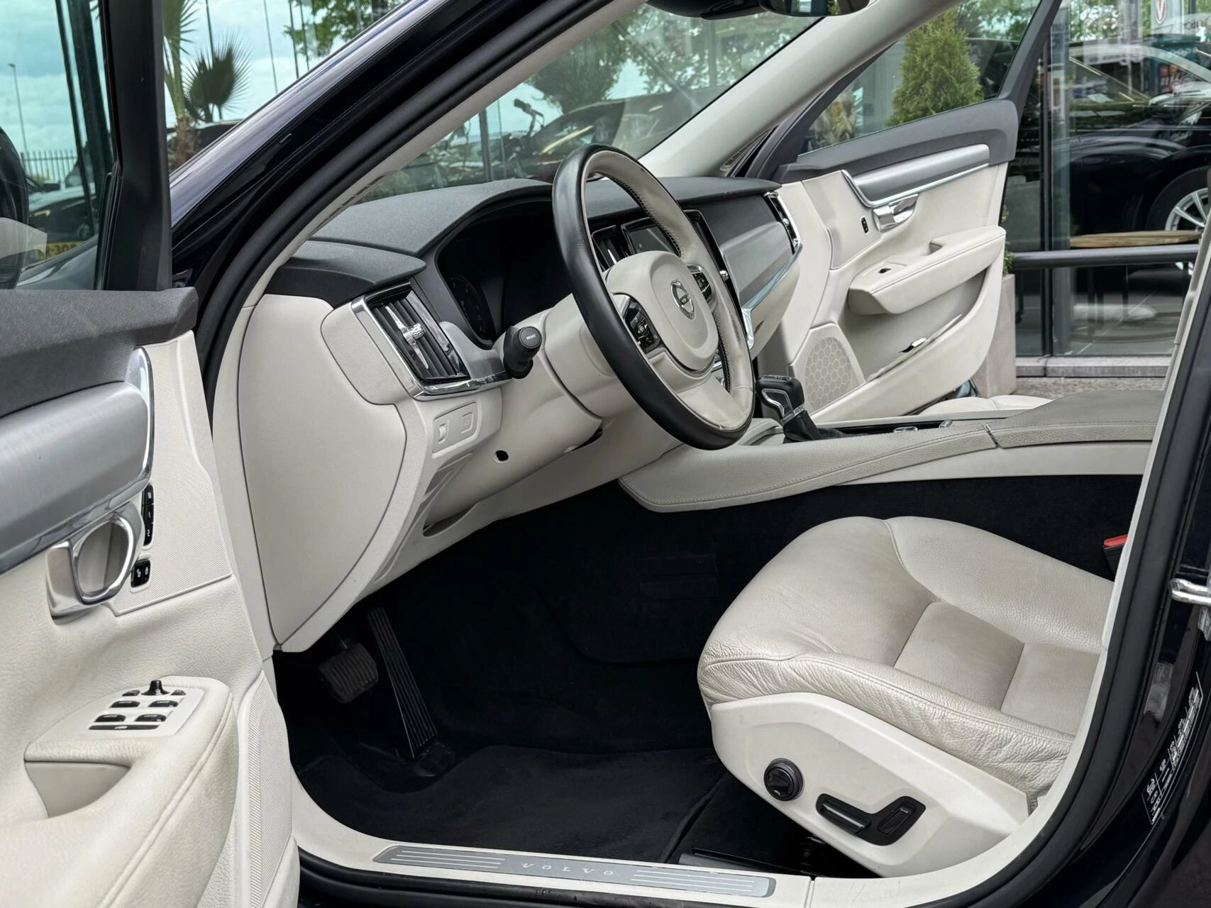 Hoofdafbeelding Volvo S90