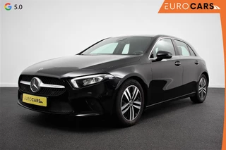 Mercedes-Benz A-klasse 200 Automaat Progressive Navigatie Camera Climate Control Cruise Control Lane Assist Keyless Go Verkeersbord Herkenning 17 Inch Lichtmetaal