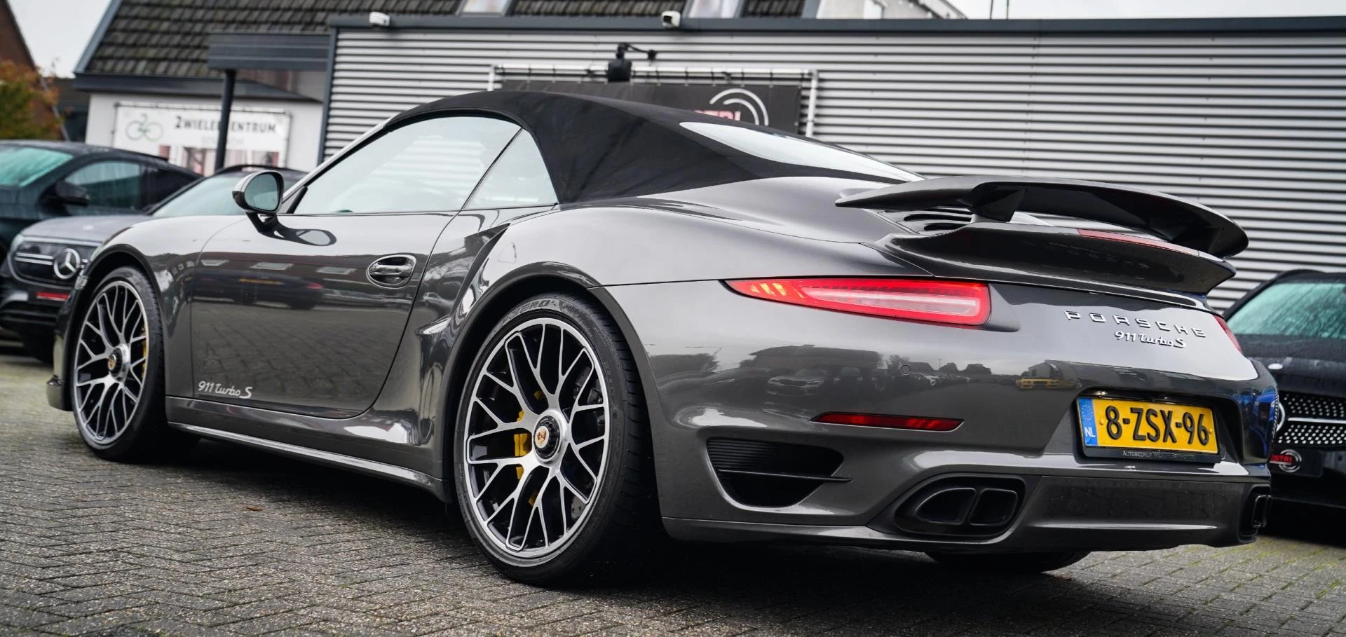 Hoofdafbeelding Porsche 911