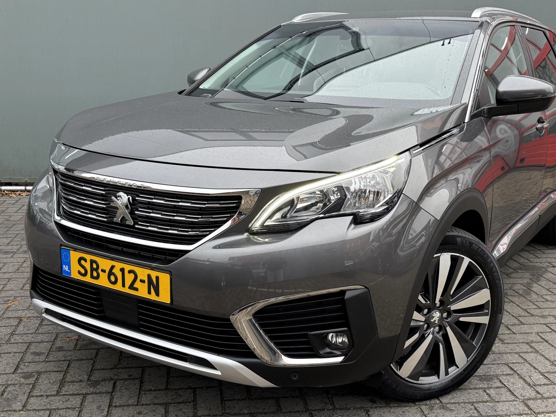Hoofdafbeelding Peugeot 5008
