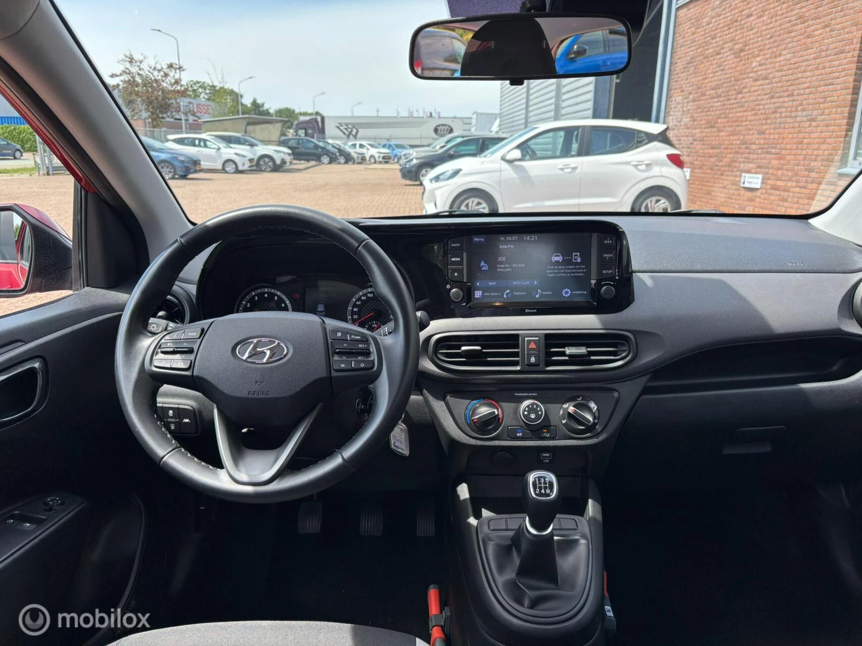 Hoofdafbeelding Hyundai i10