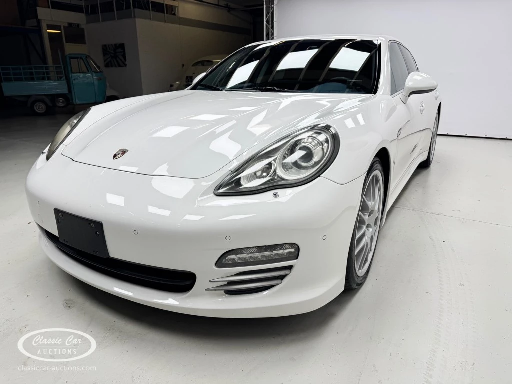 Hoofdafbeelding Porsche Panamera