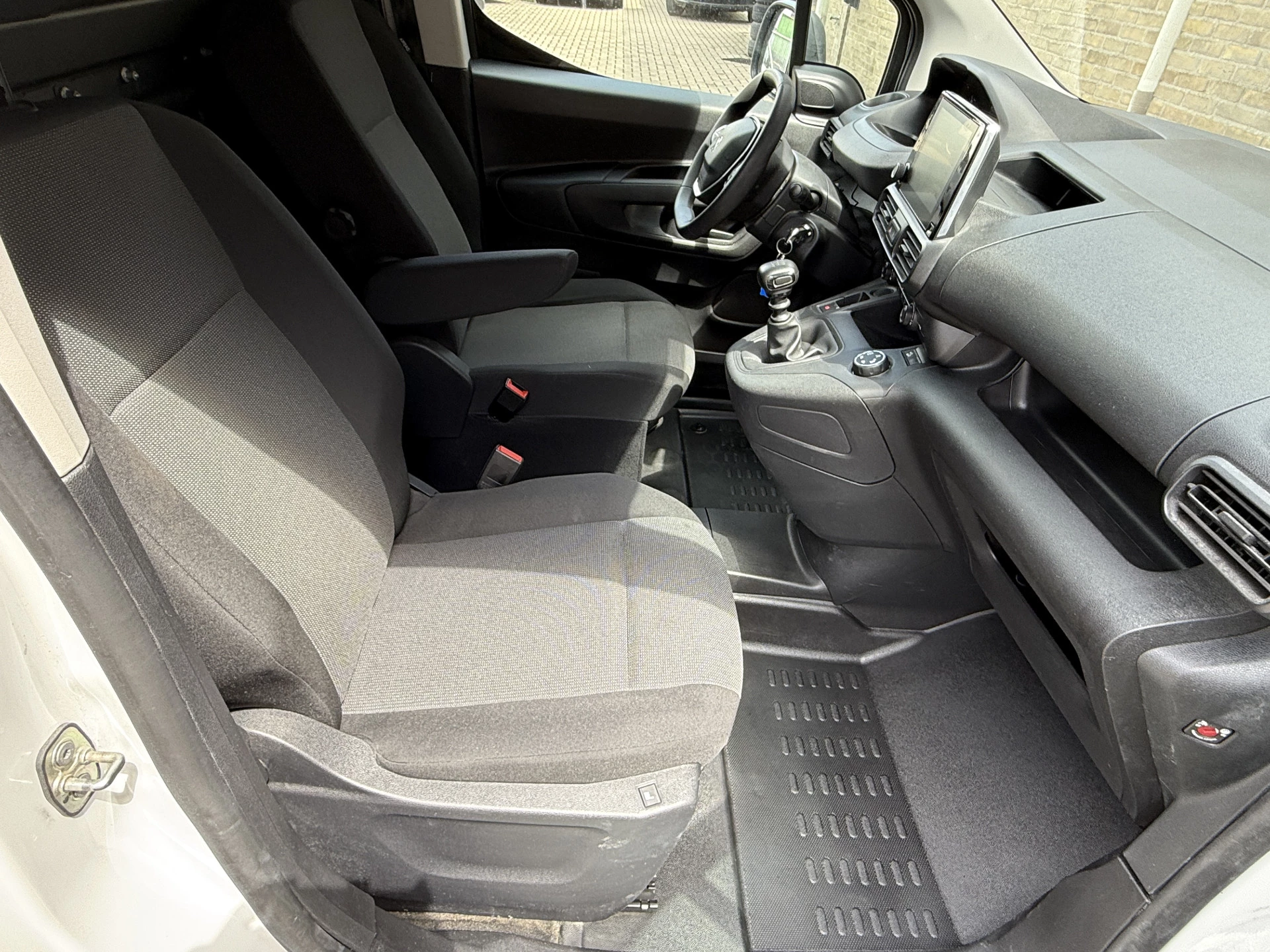 Hoofdafbeelding Peugeot Partner