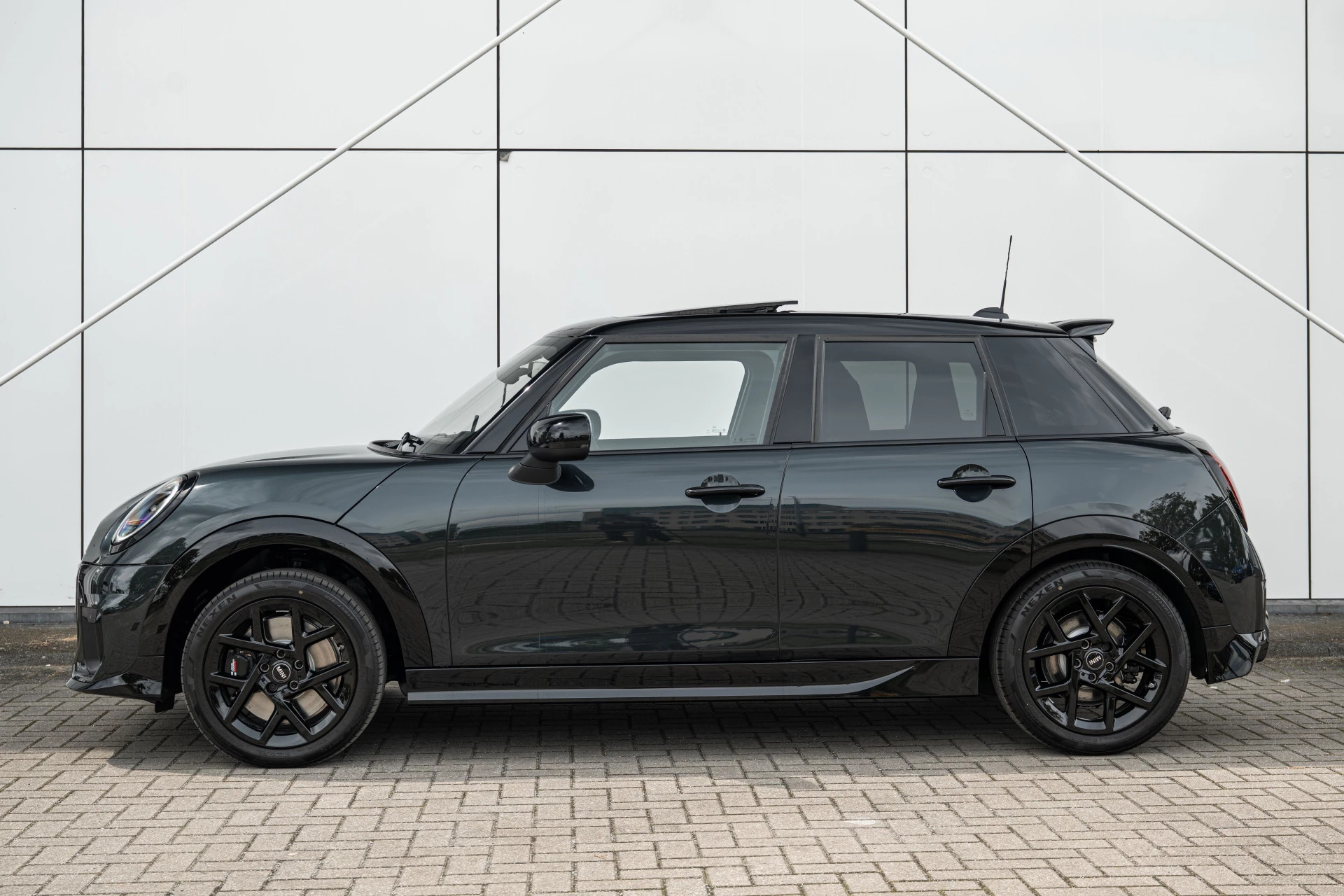 Hoofdafbeelding MINI 5-deurs