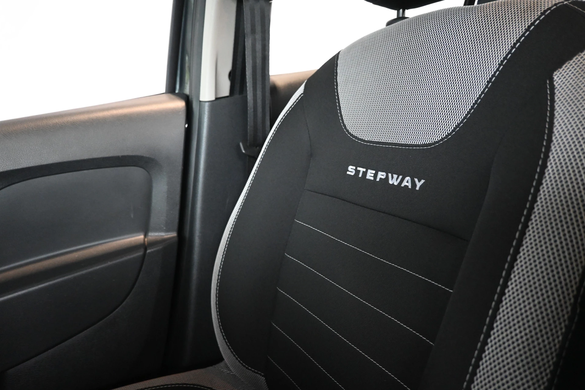 Hoofdafbeelding Dacia Logan