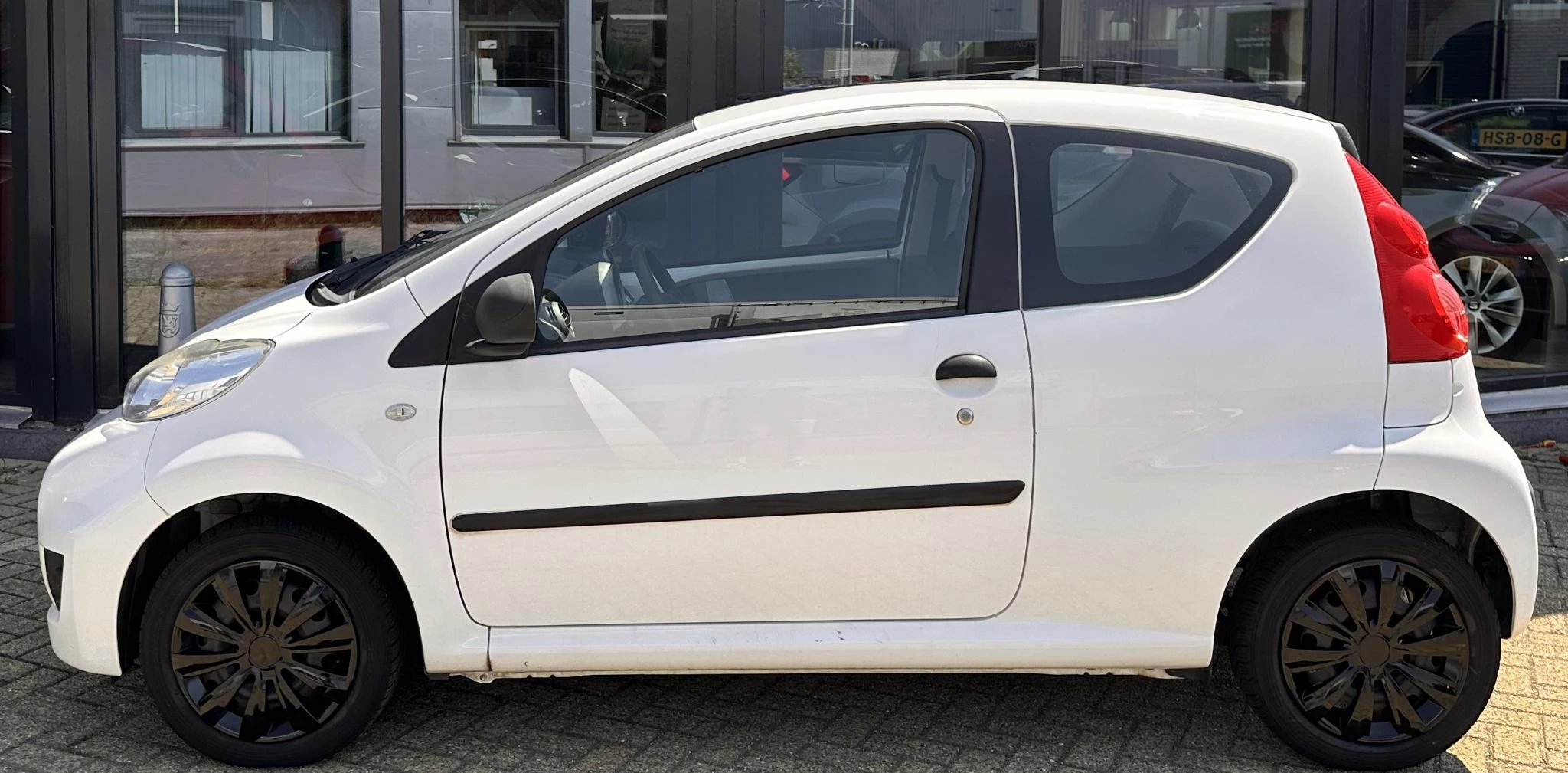 Hoofdafbeelding Peugeot 107
