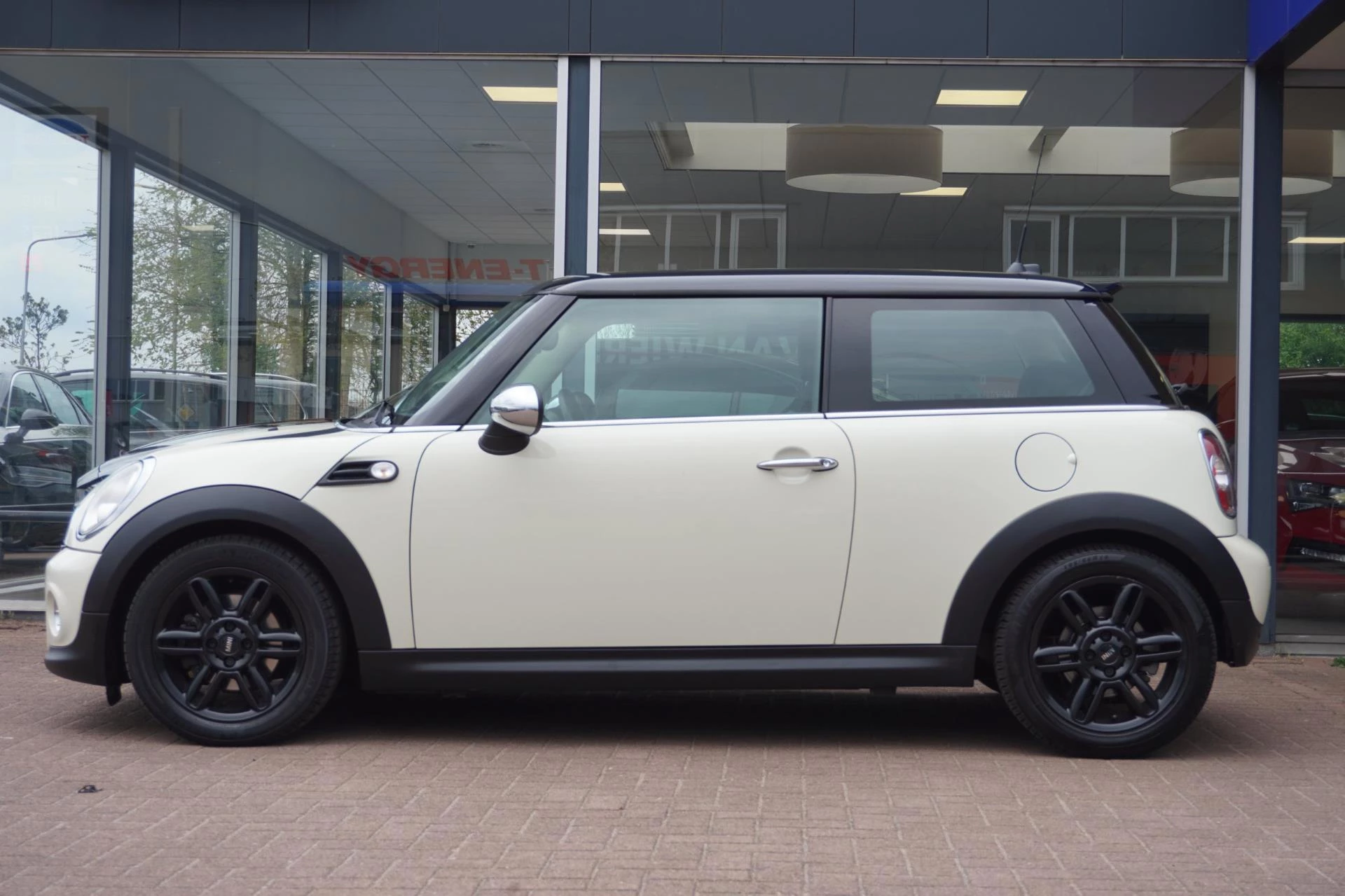 Hoofdafbeelding MINI One