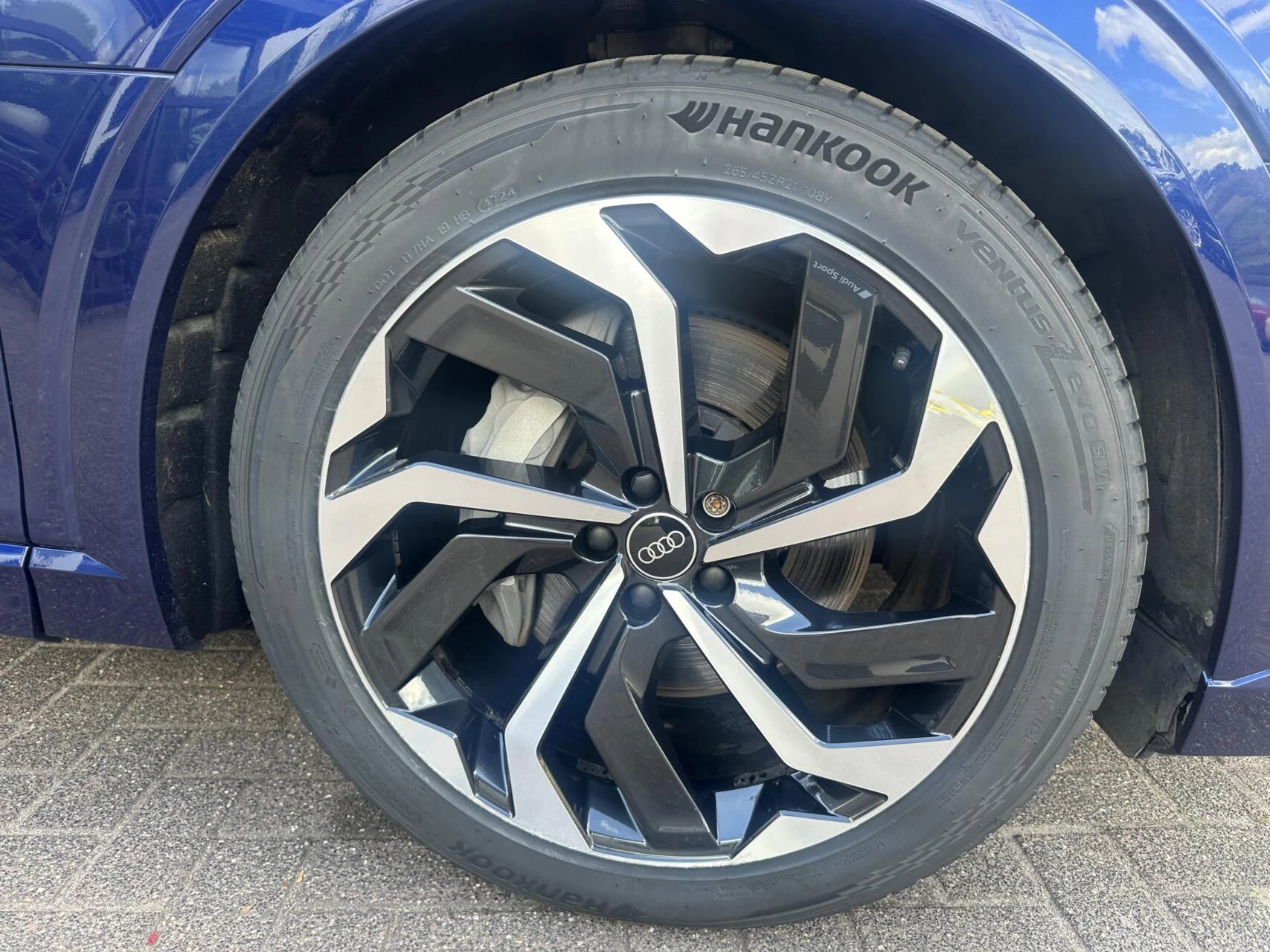 Hoofdafbeelding Audi e-tron