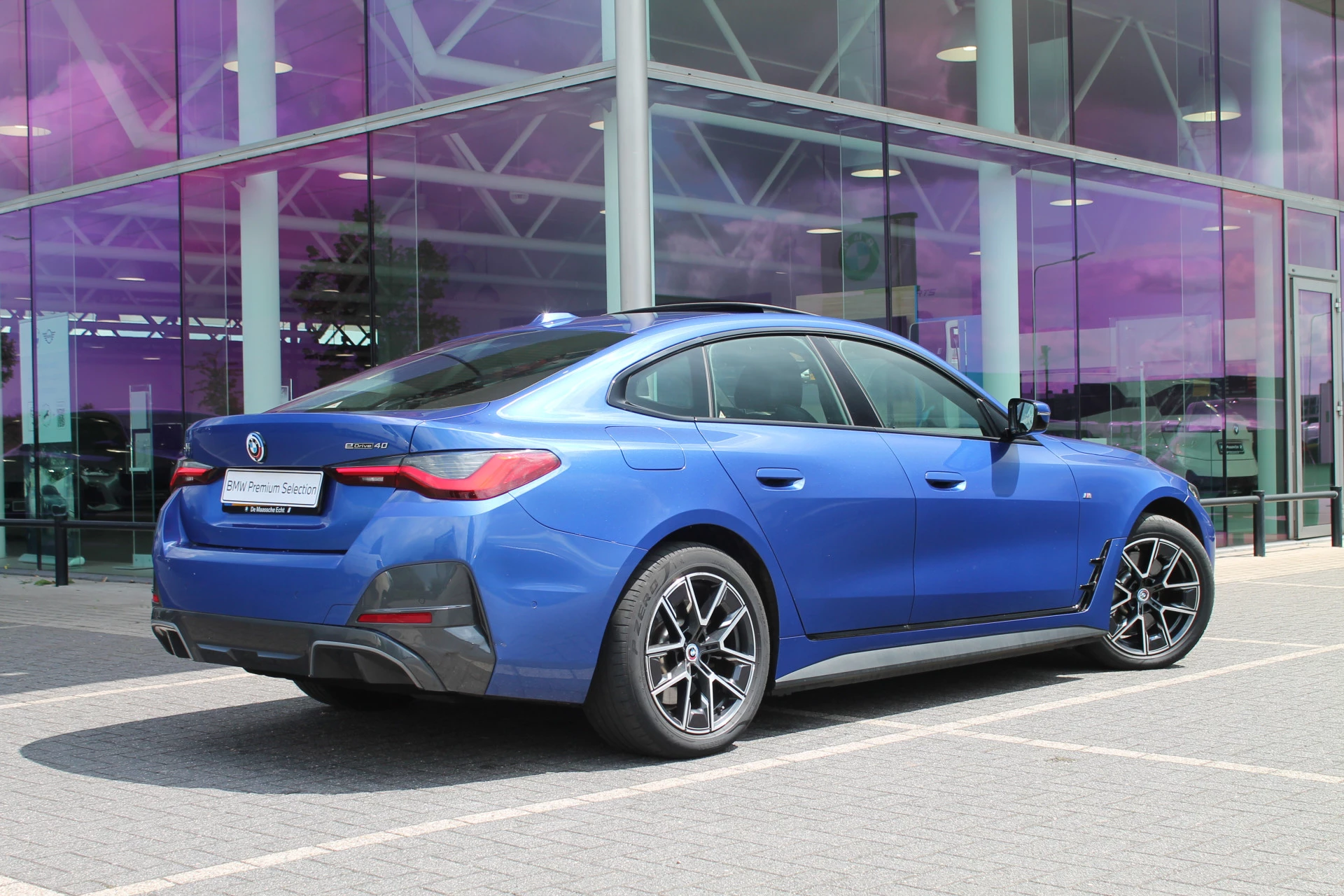 Hoofdafbeelding BMW i4