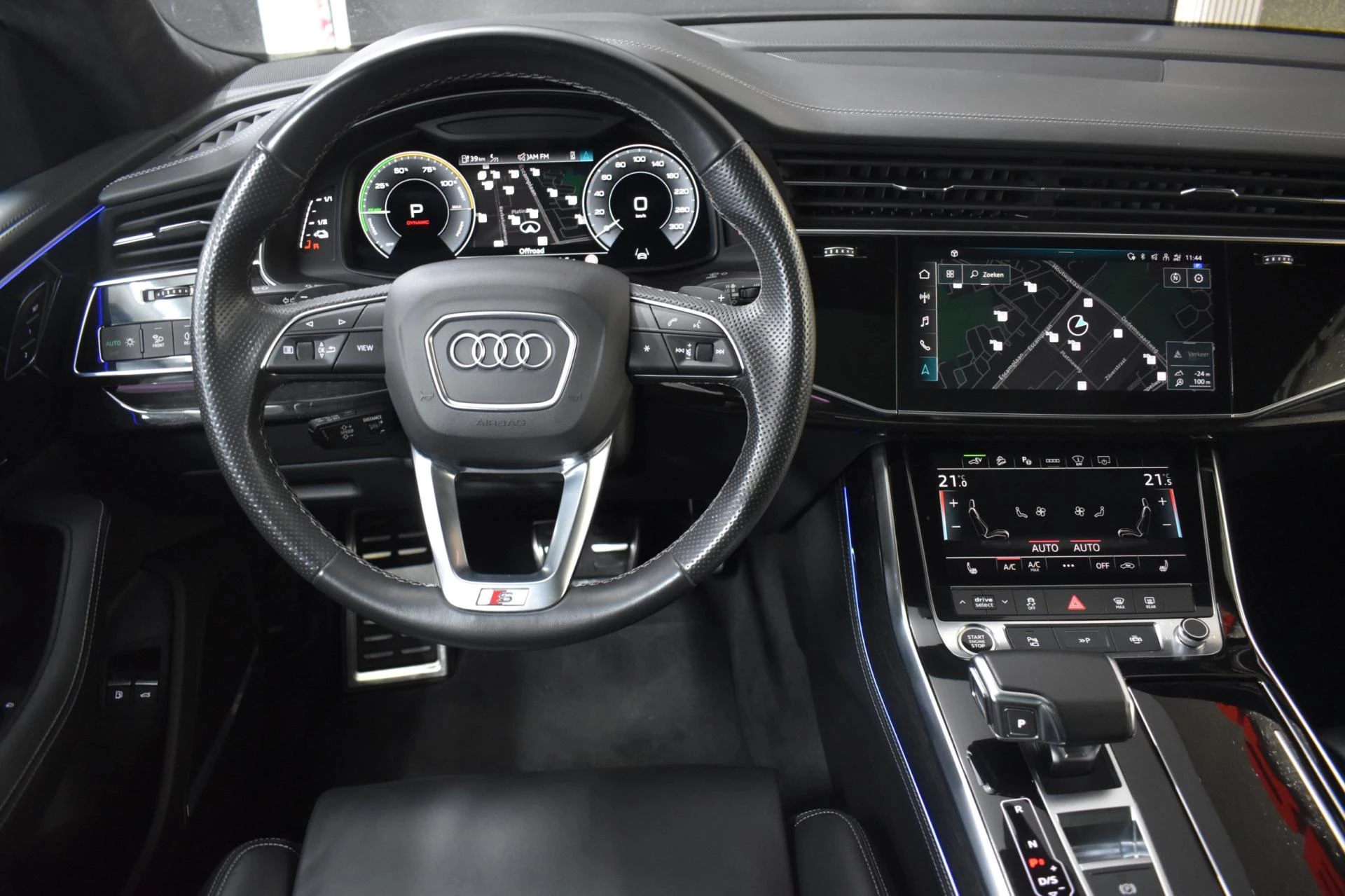 Hoofdafbeelding Audi Q8