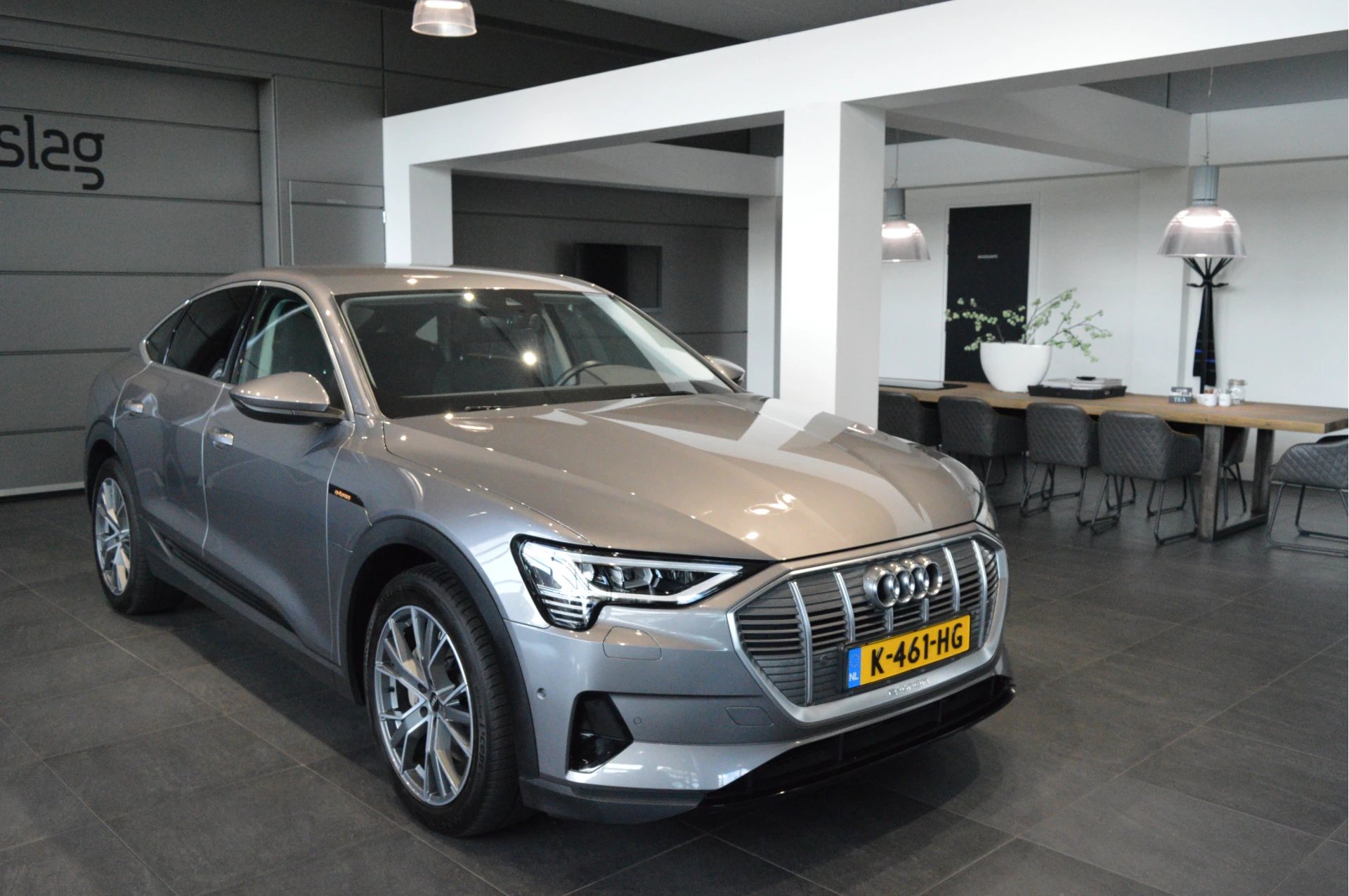 Hoofdafbeelding Audi e-tron