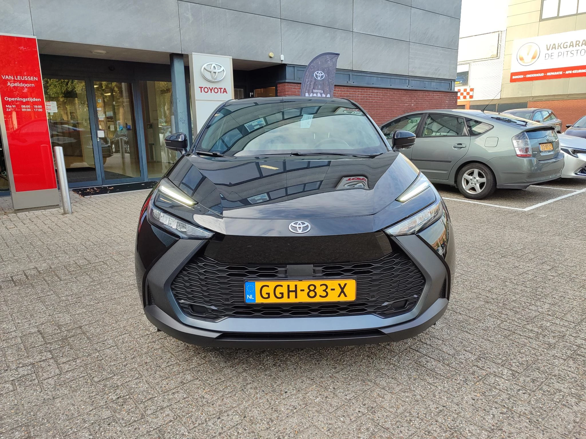 Hoofdafbeelding Toyota C-HR