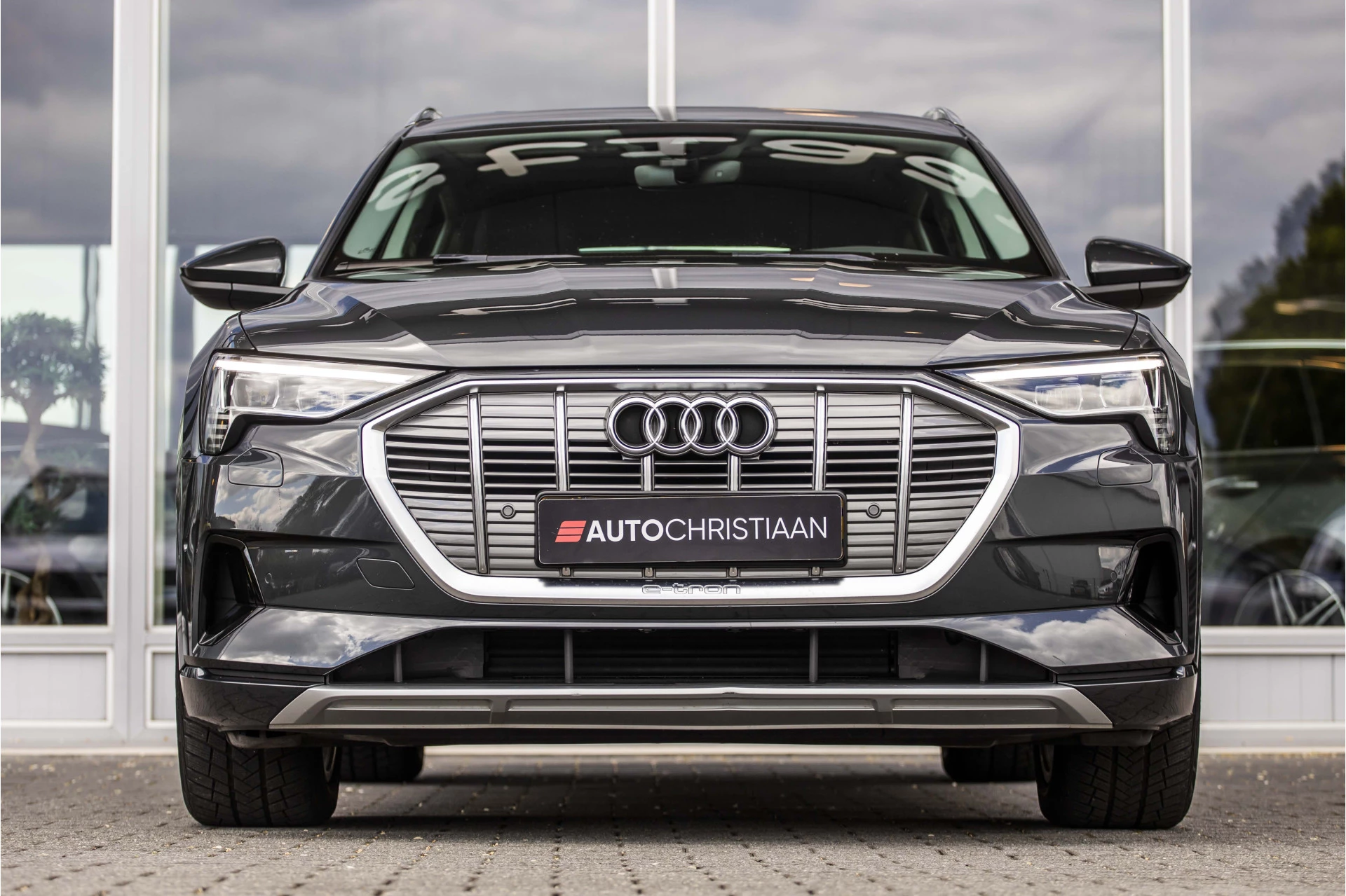 Hoofdafbeelding Audi e-tron