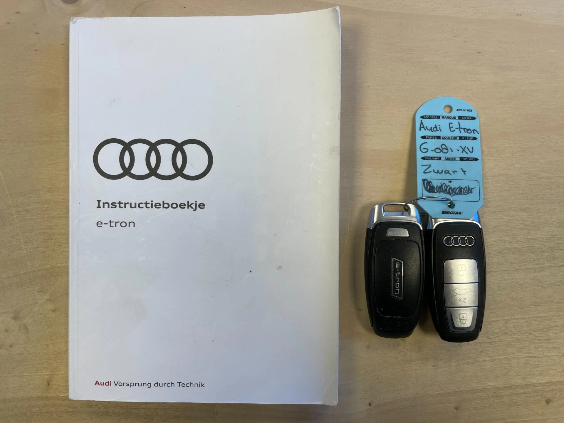 Hoofdafbeelding Audi e-tron