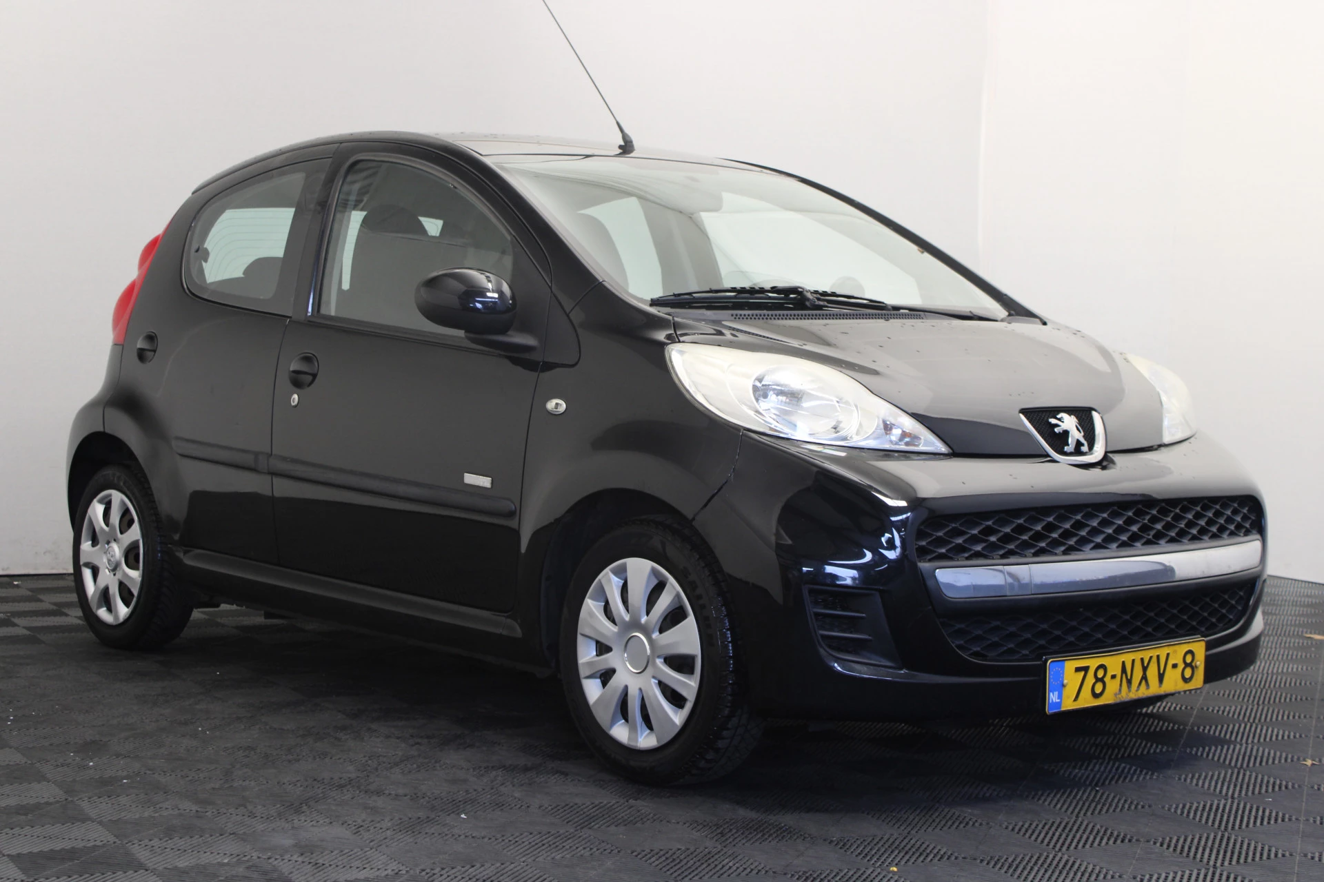 Hoofdafbeelding Peugeot 107