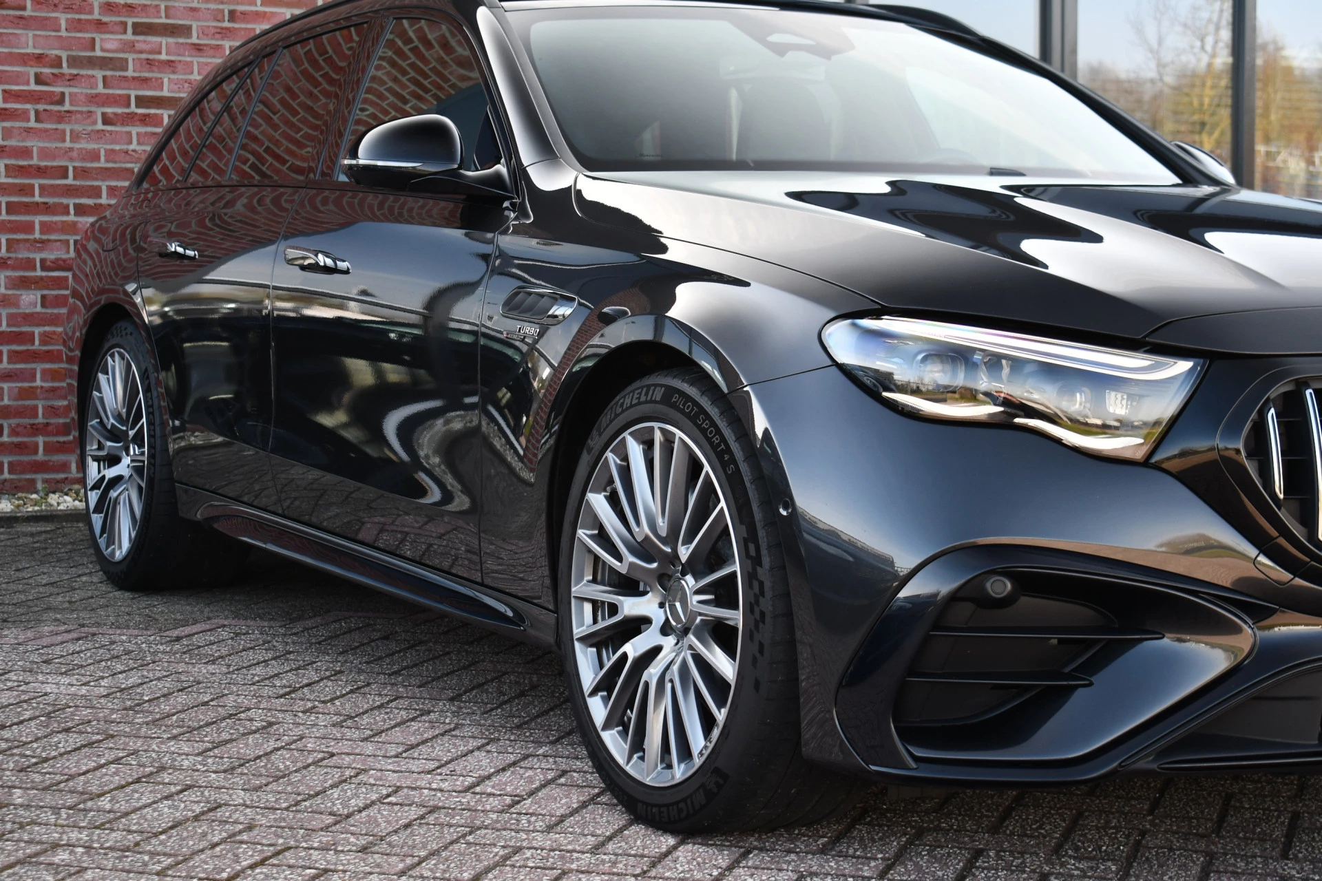 Hoofdafbeelding Mercedes-Benz E-Klasse