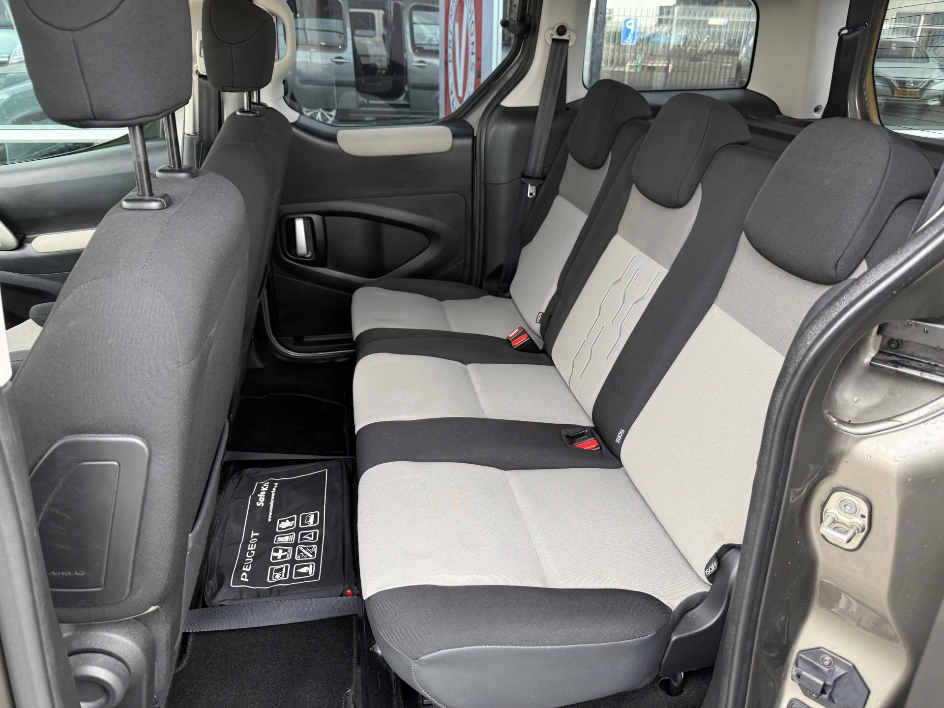 Hoofdafbeelding Peugeot Partner