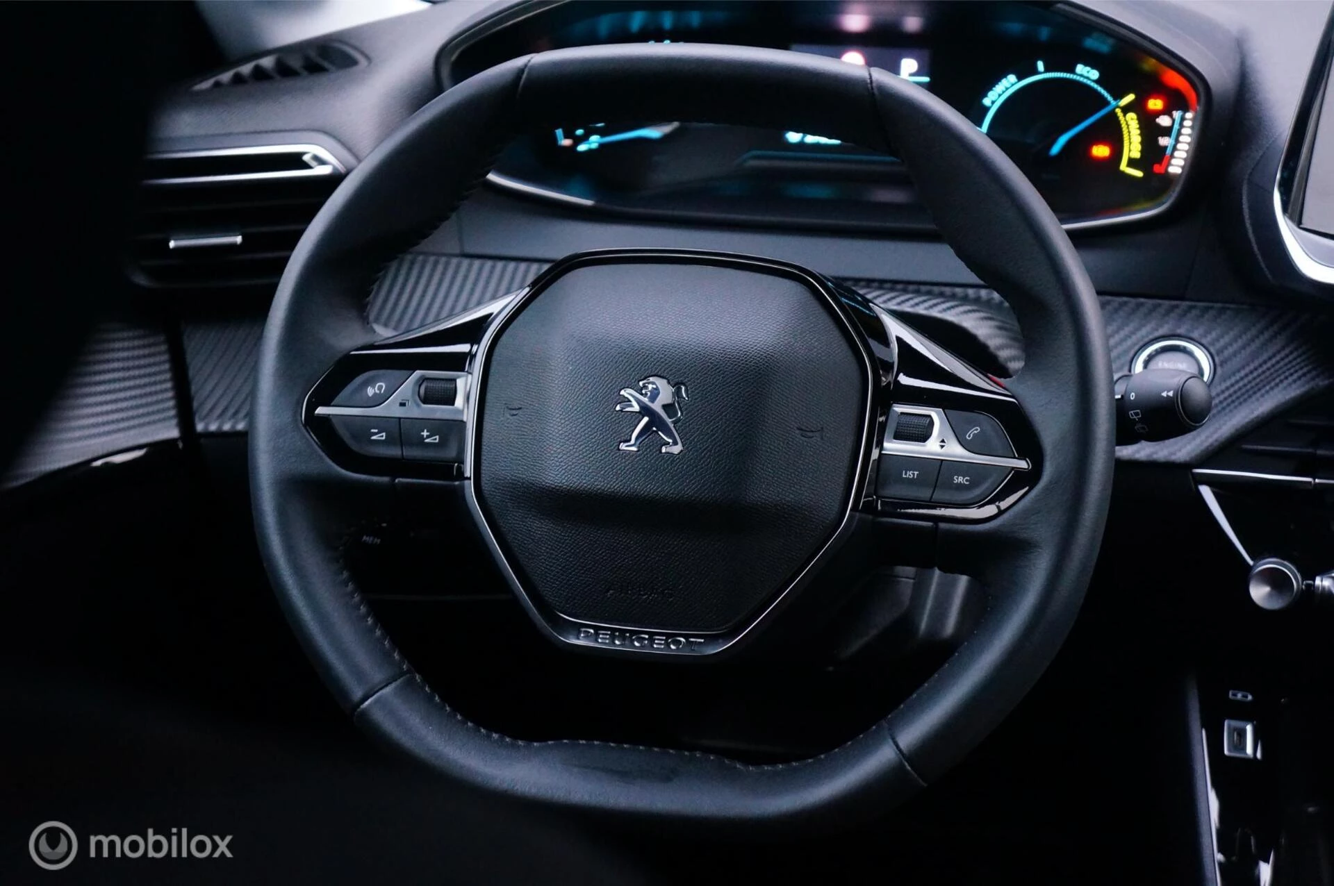 Hoofdafbeelding Peugeot e-208