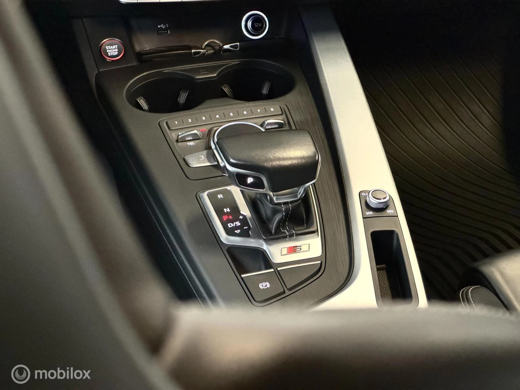 Hoofdafbeelding Audi S4