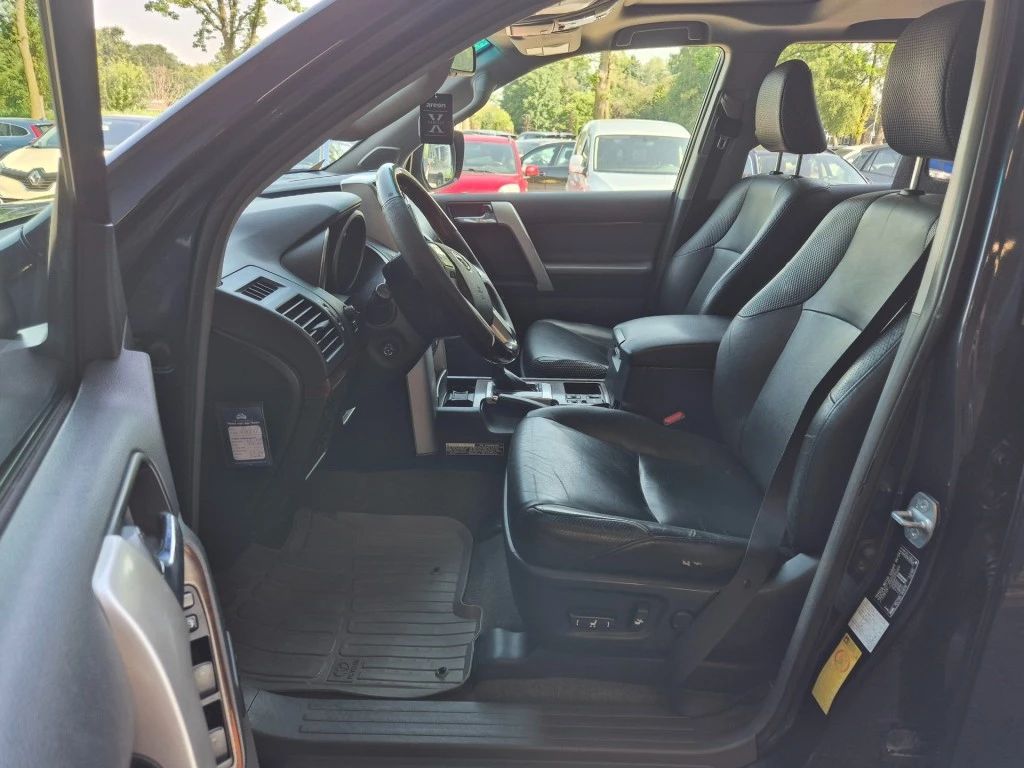 Hoofdafbeelding Toyota Land Cruiser