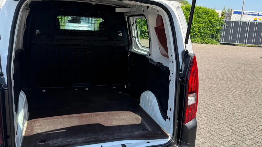 Hoofdafbeelding Peugeot Partner