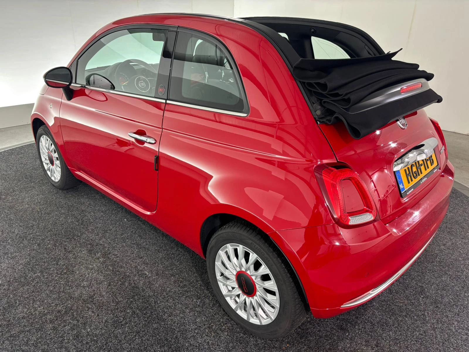Hoofdafbeelding Fiat 500C