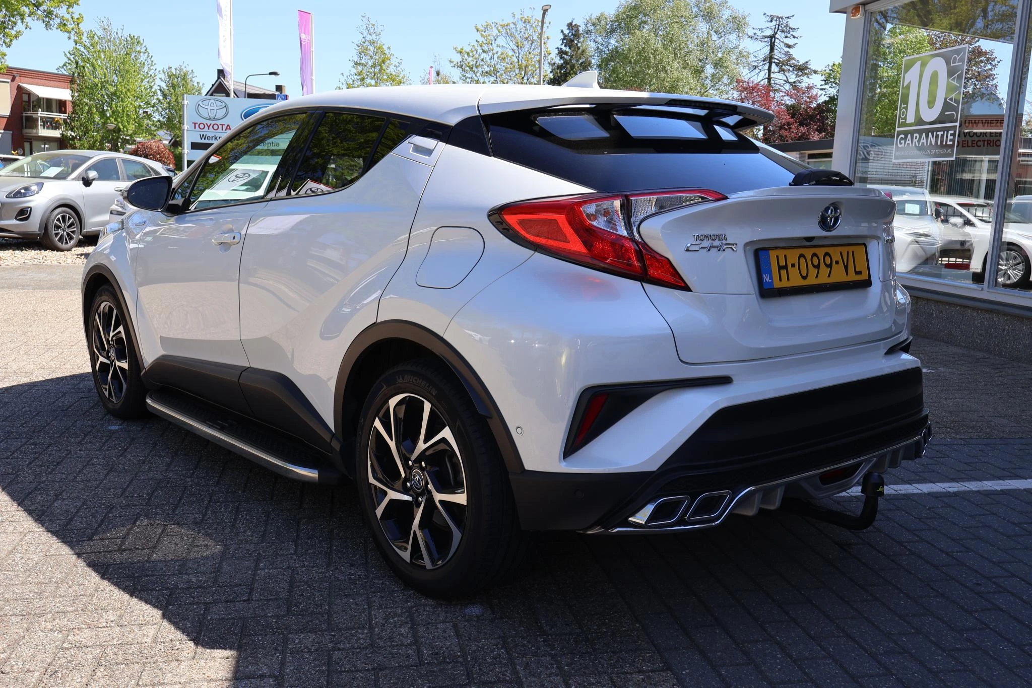 Hoofdafbeelding Toyota C-HR