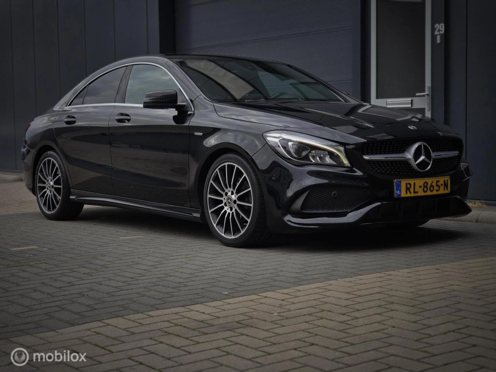 Hoofdafbeelding Mercedes-Benz CLA