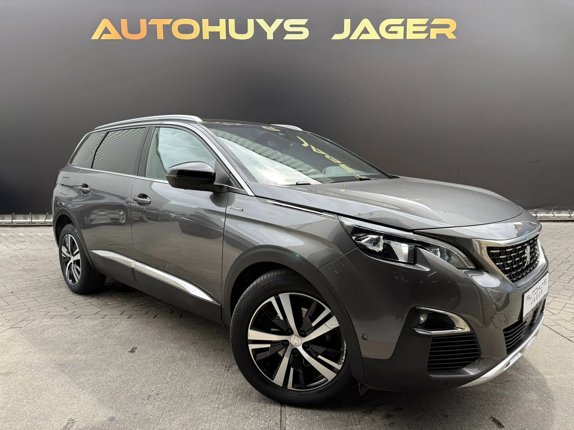 Hoofdafbeelding Peugeot 5008
