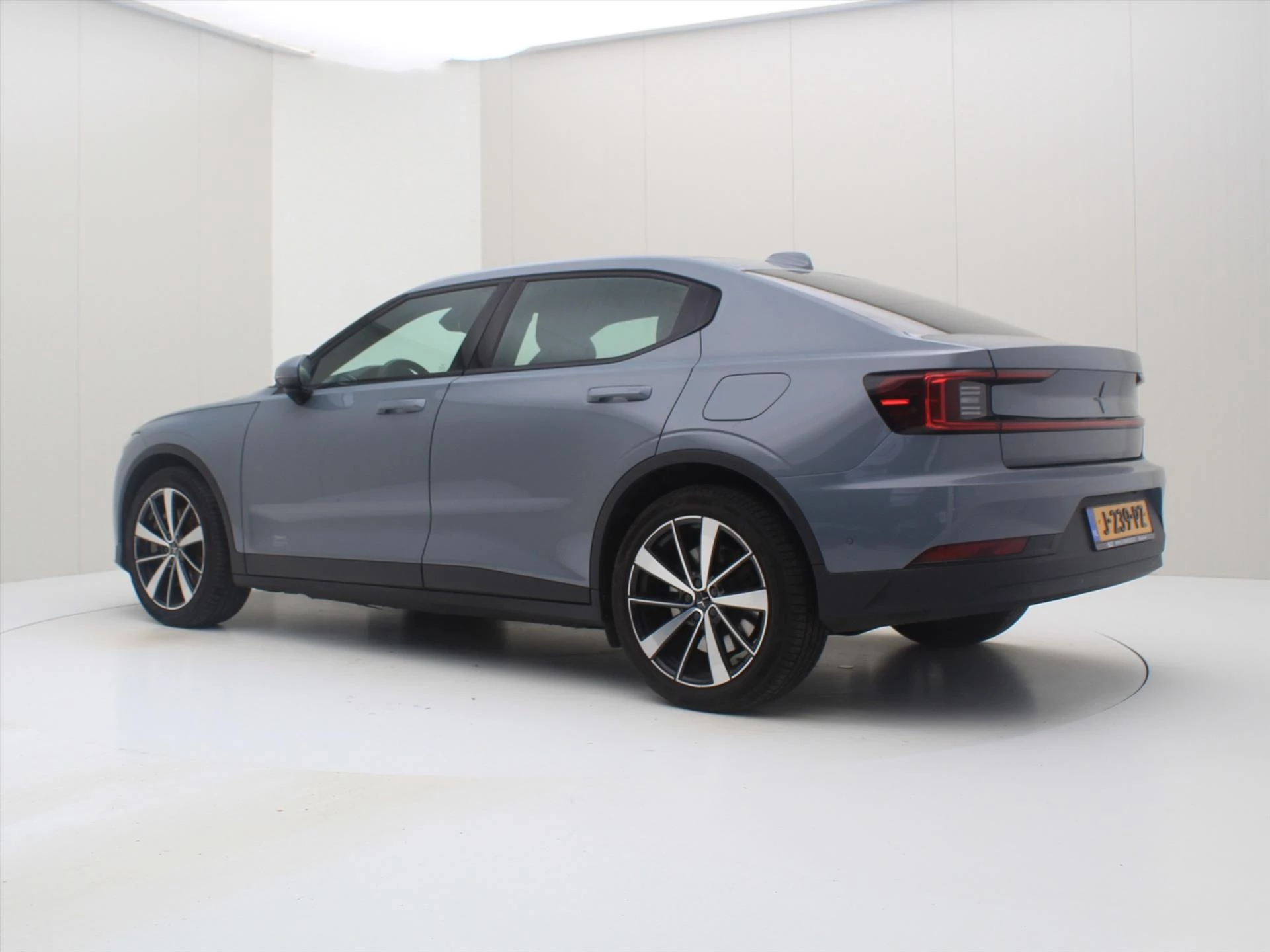 Hoofdafbeelding Polestar 2