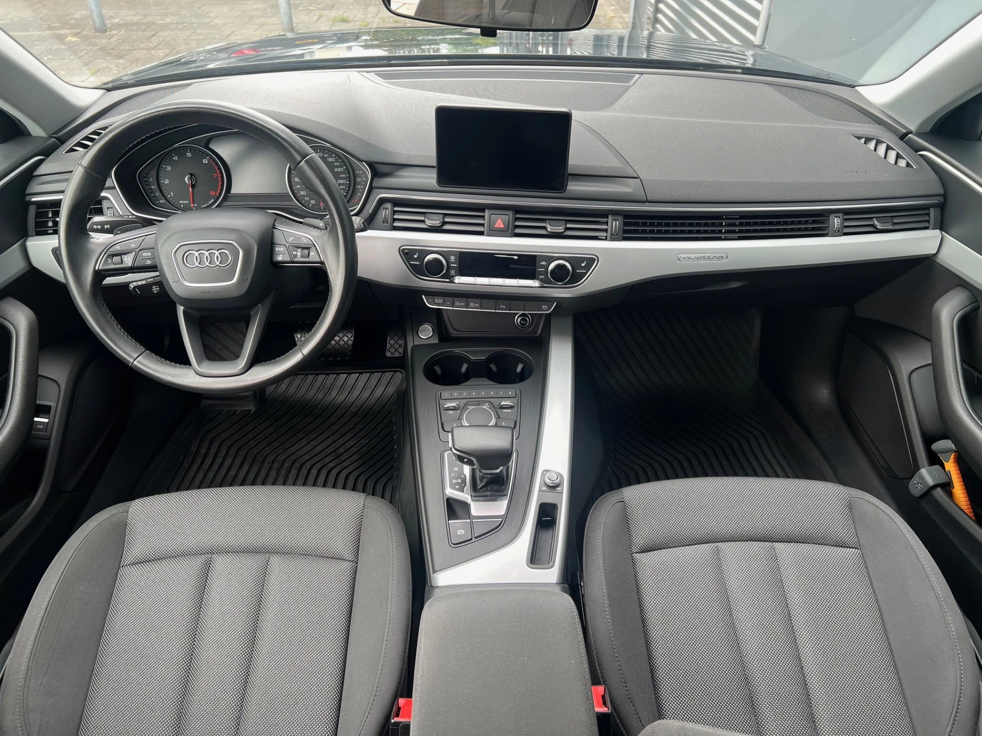 Hoofdafbeelding Audi A4