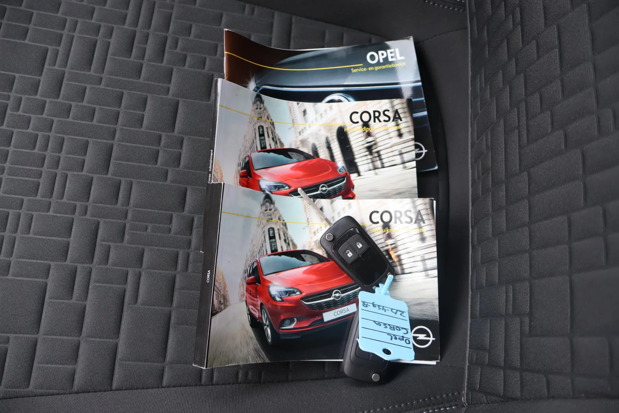 Hoofdafbeelding Opel Corsa