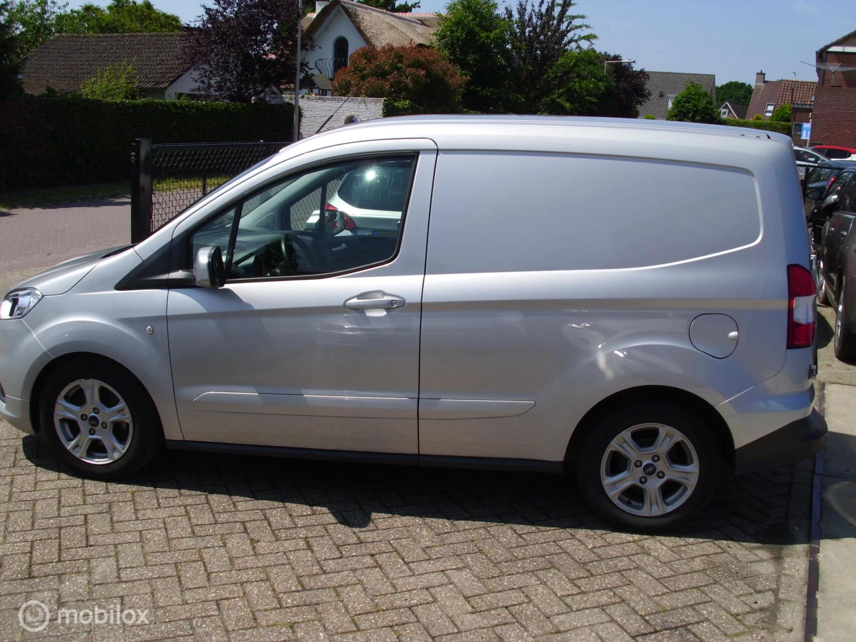 Hoofdafbeelding Ford Transit Courier