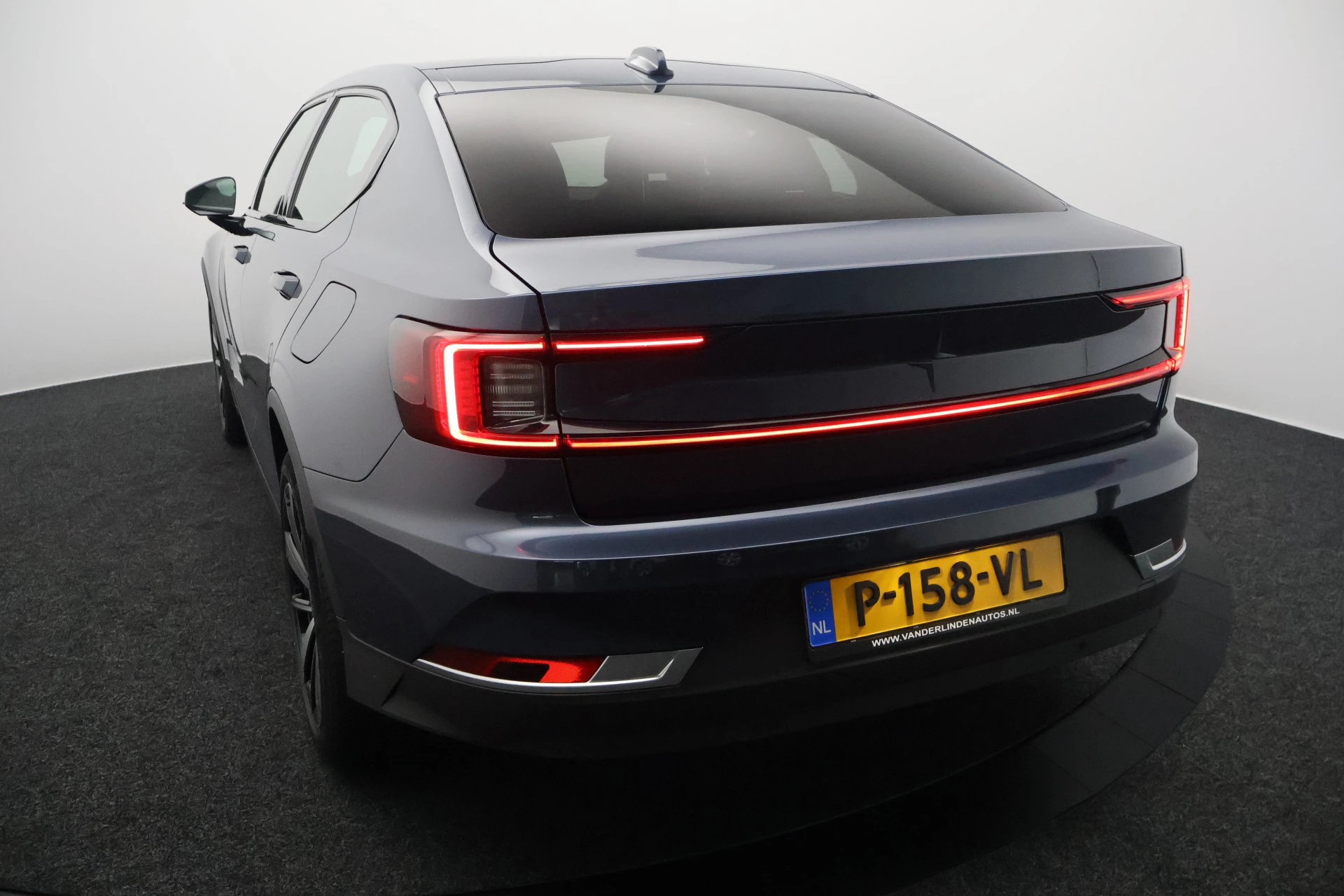 Hoofdafbeelding Polestar 2